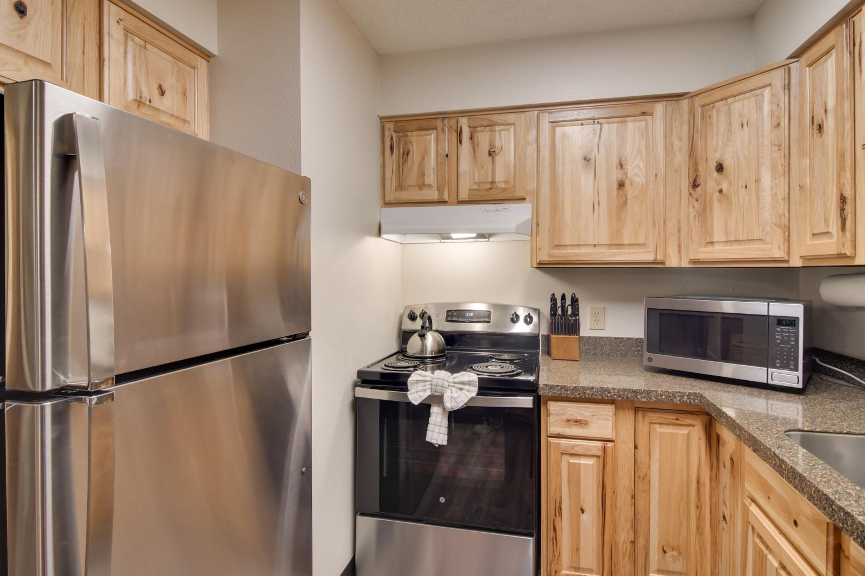 Shuttle to Winter Park Resort! Group Condo with Pool