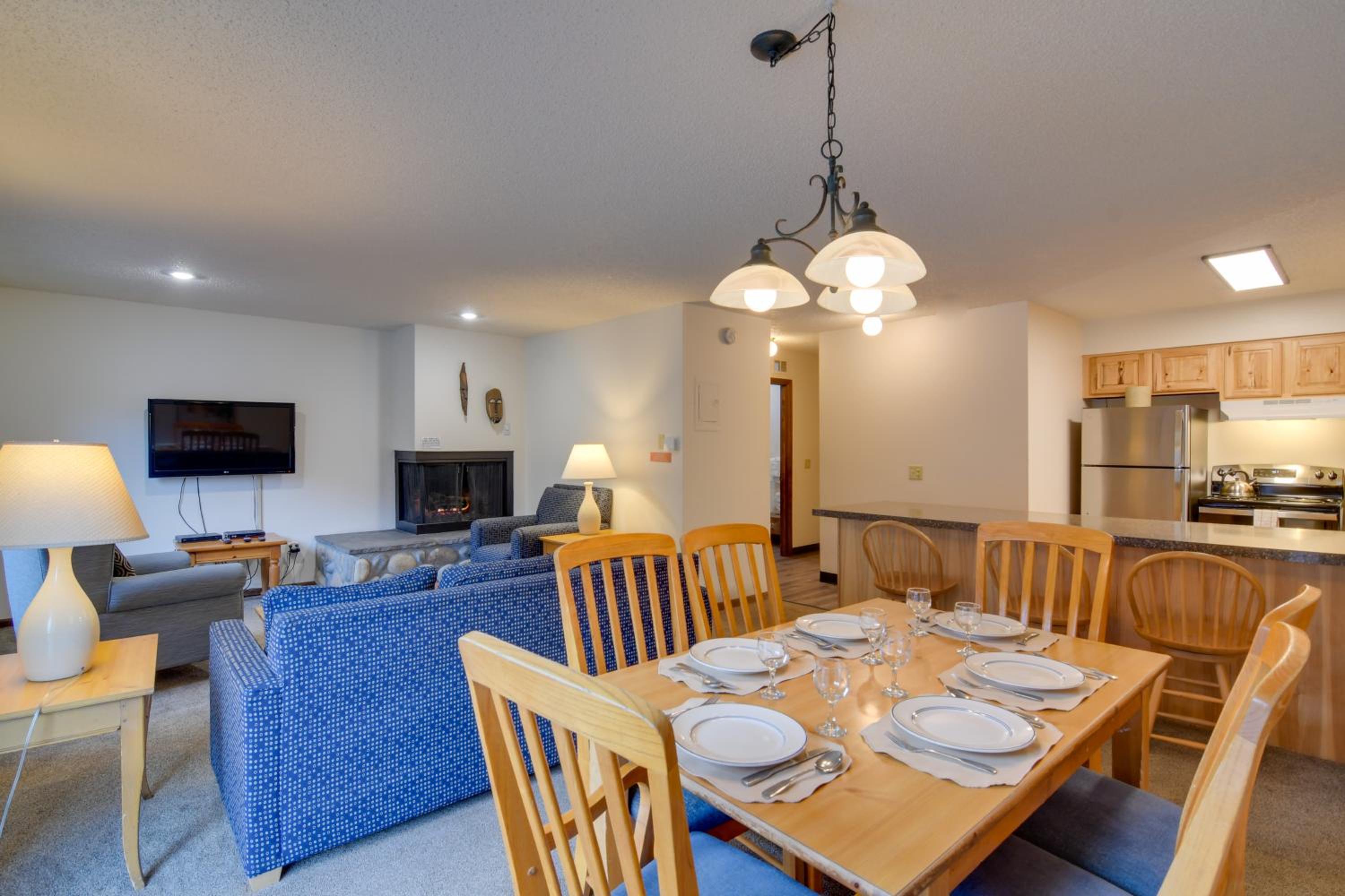 Ski, Soak and Chill! Pool-View Winter Park Condo