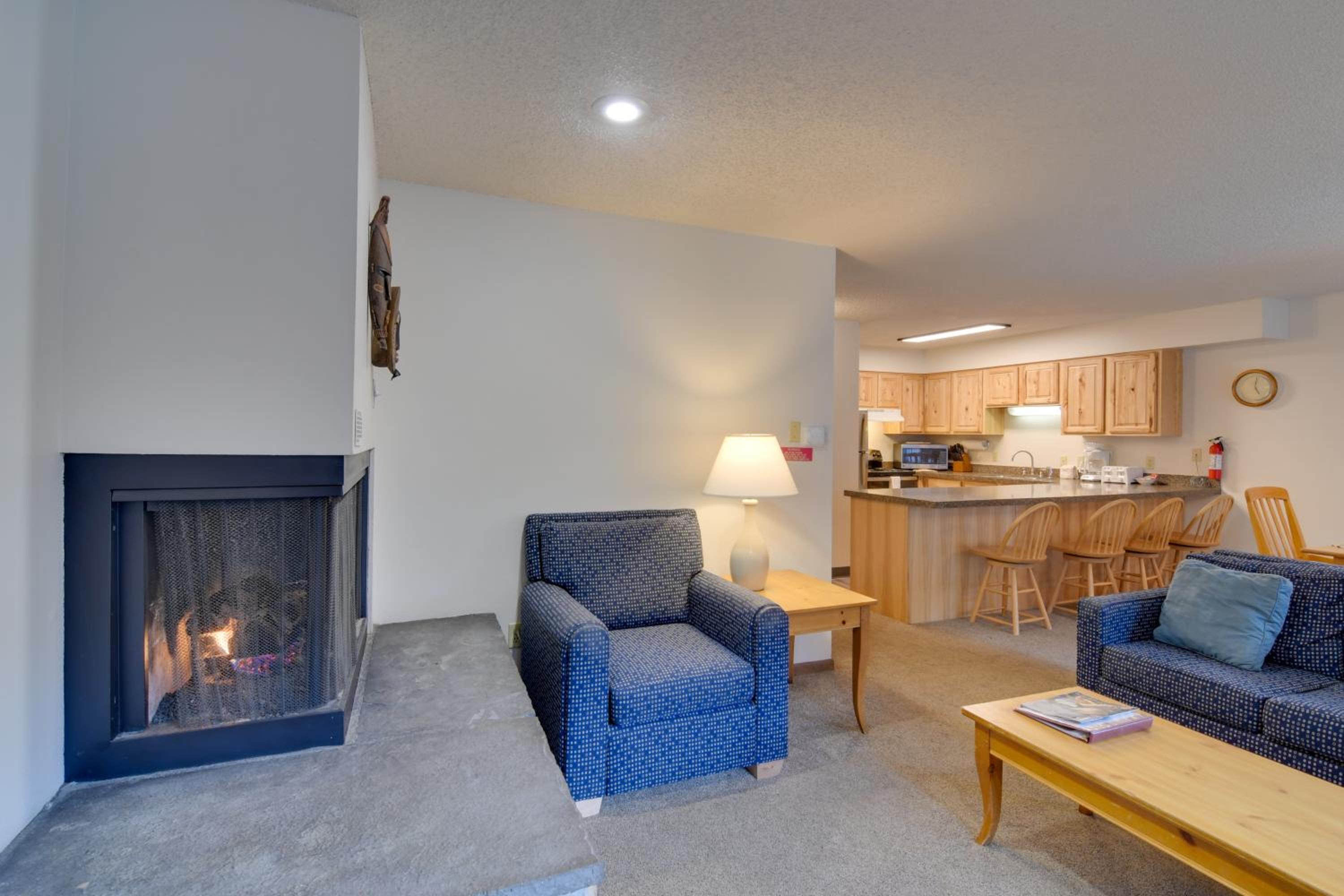 Ski, Soak and Chill! Pool-View Winter Park Condo