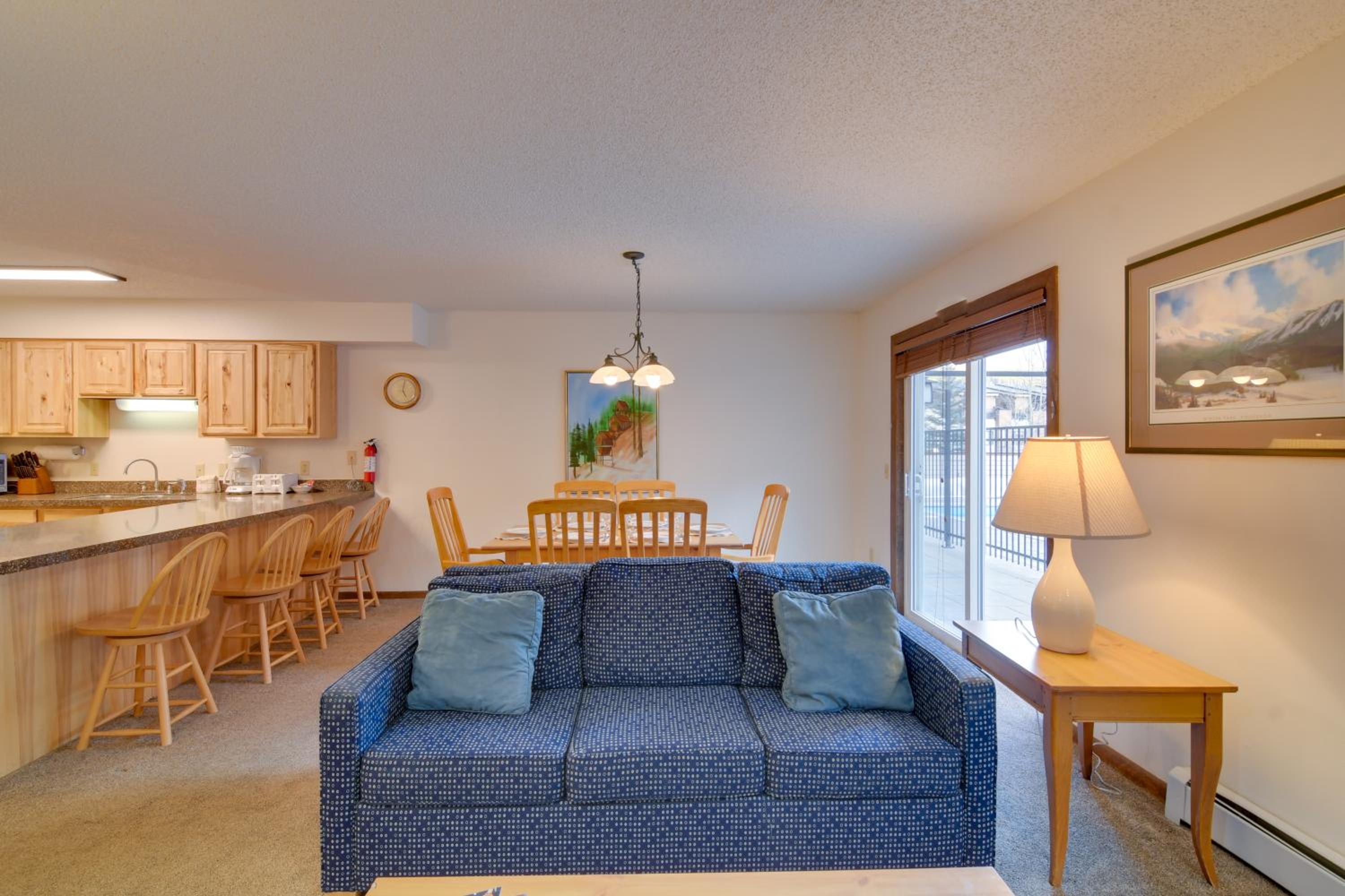 Ski, Soak and Chill! Pool-View Winter Park Condo