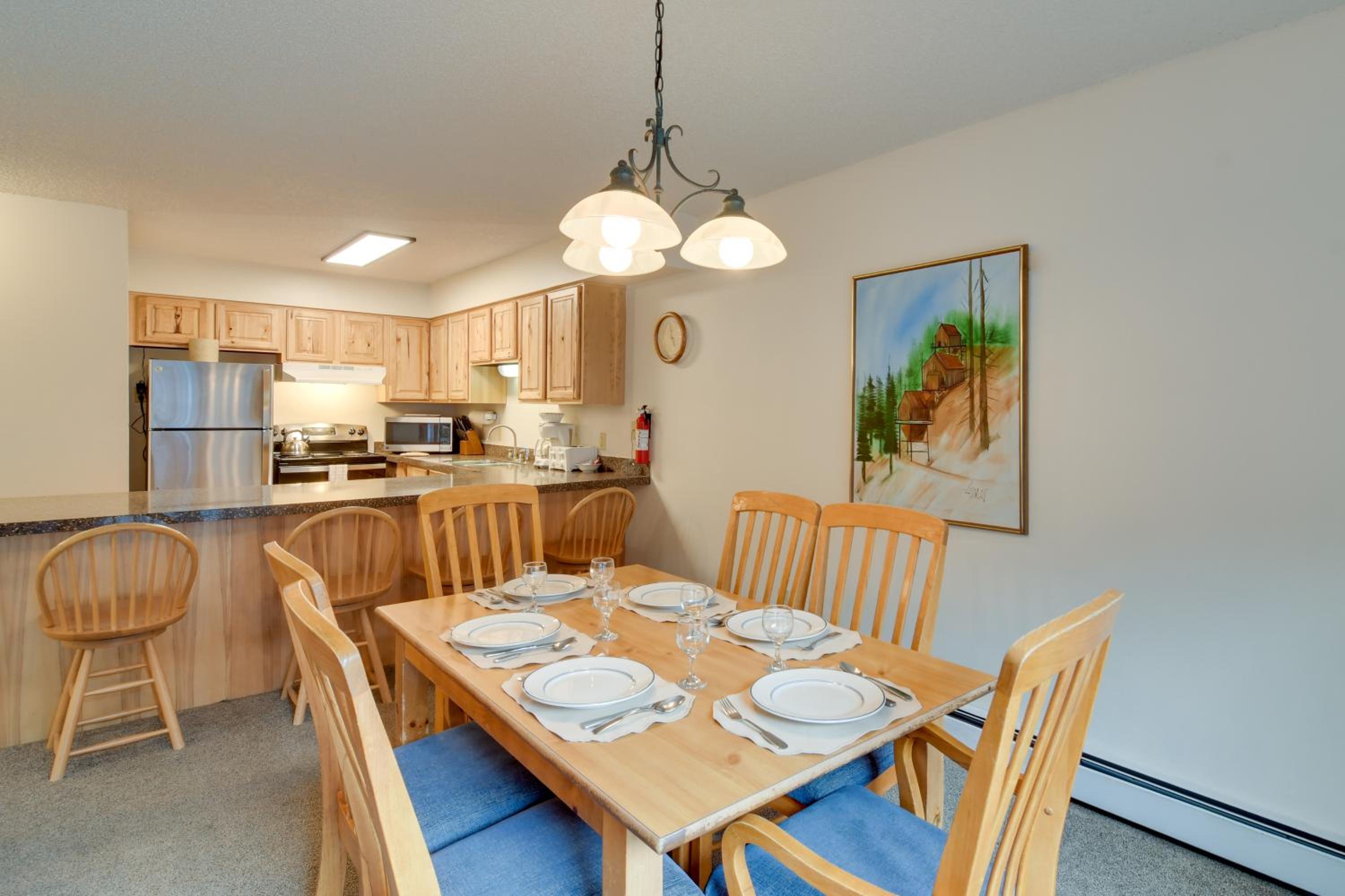 Ski, Soak and Chill! Pool-View Winter Park Condo
