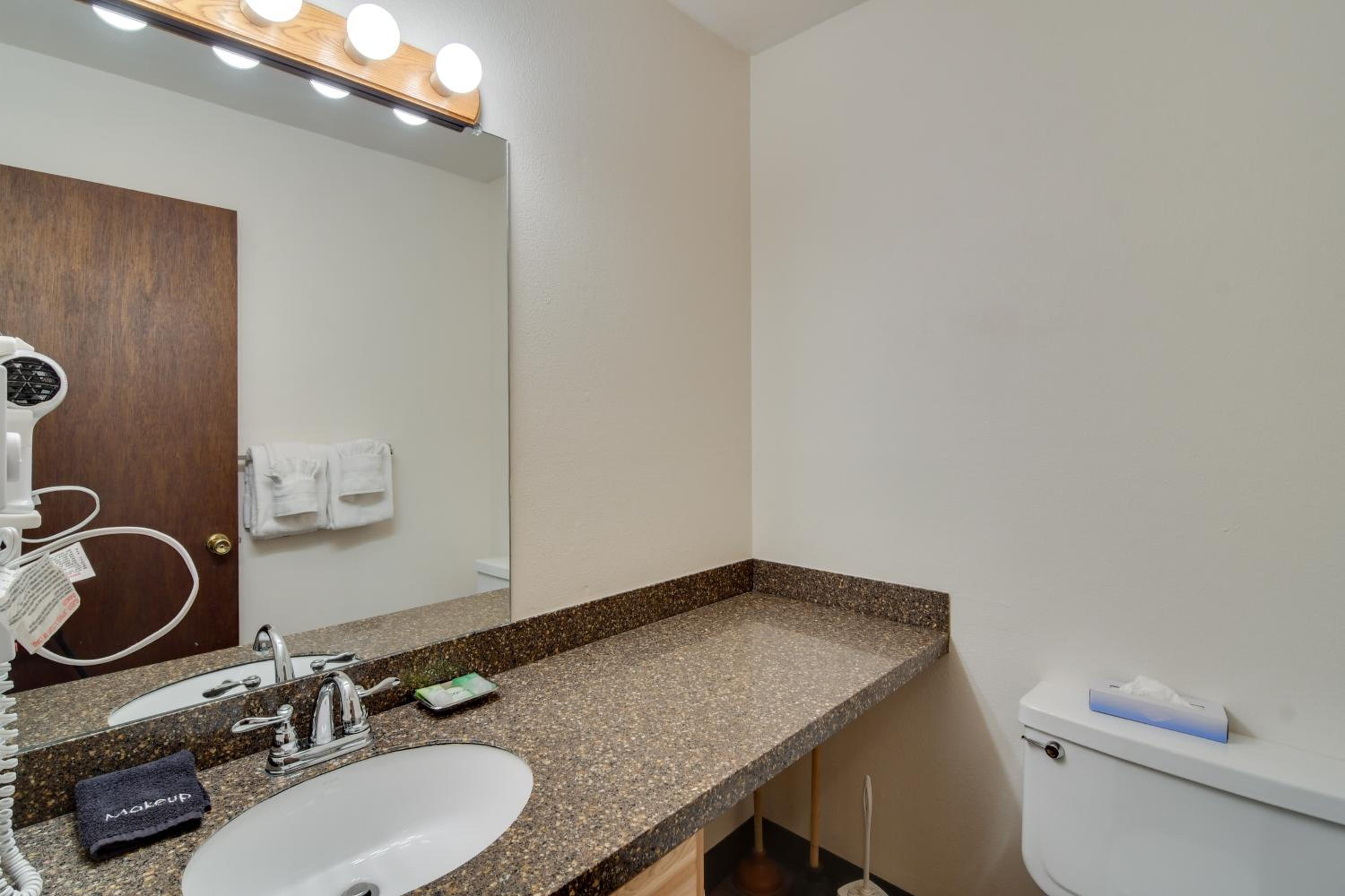 Ski, Soak and Chill! Pool-View Winter Park Condo