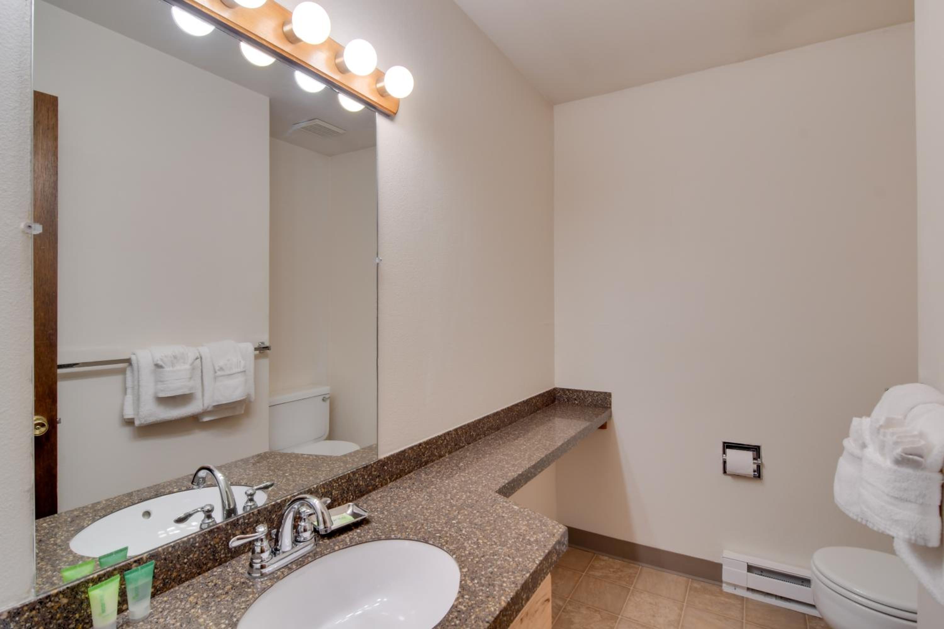 Ski, Soak and Chill! Pool-View Winter Park Condo