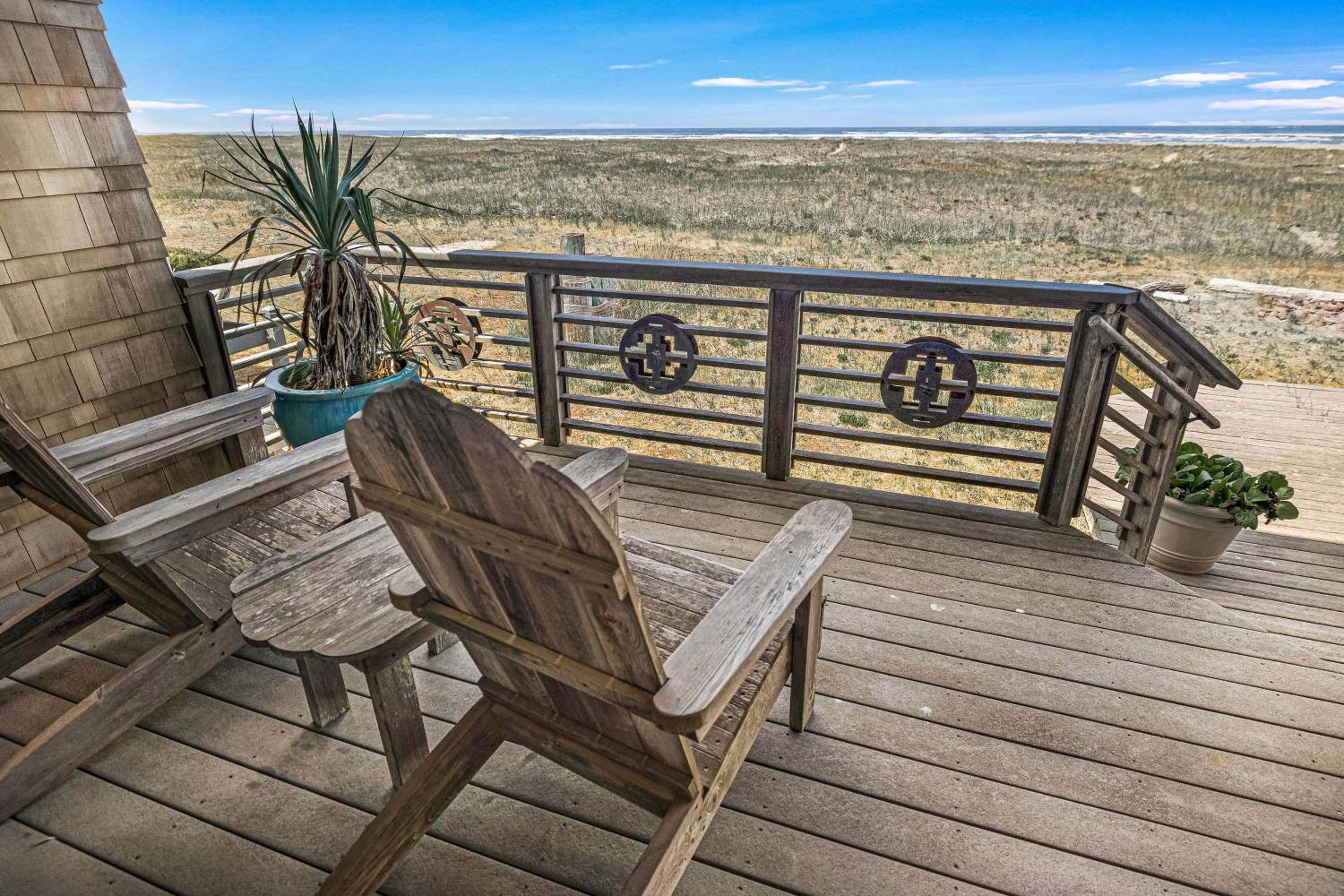 Fantastic Beach View! Oregon Escape with Game Room