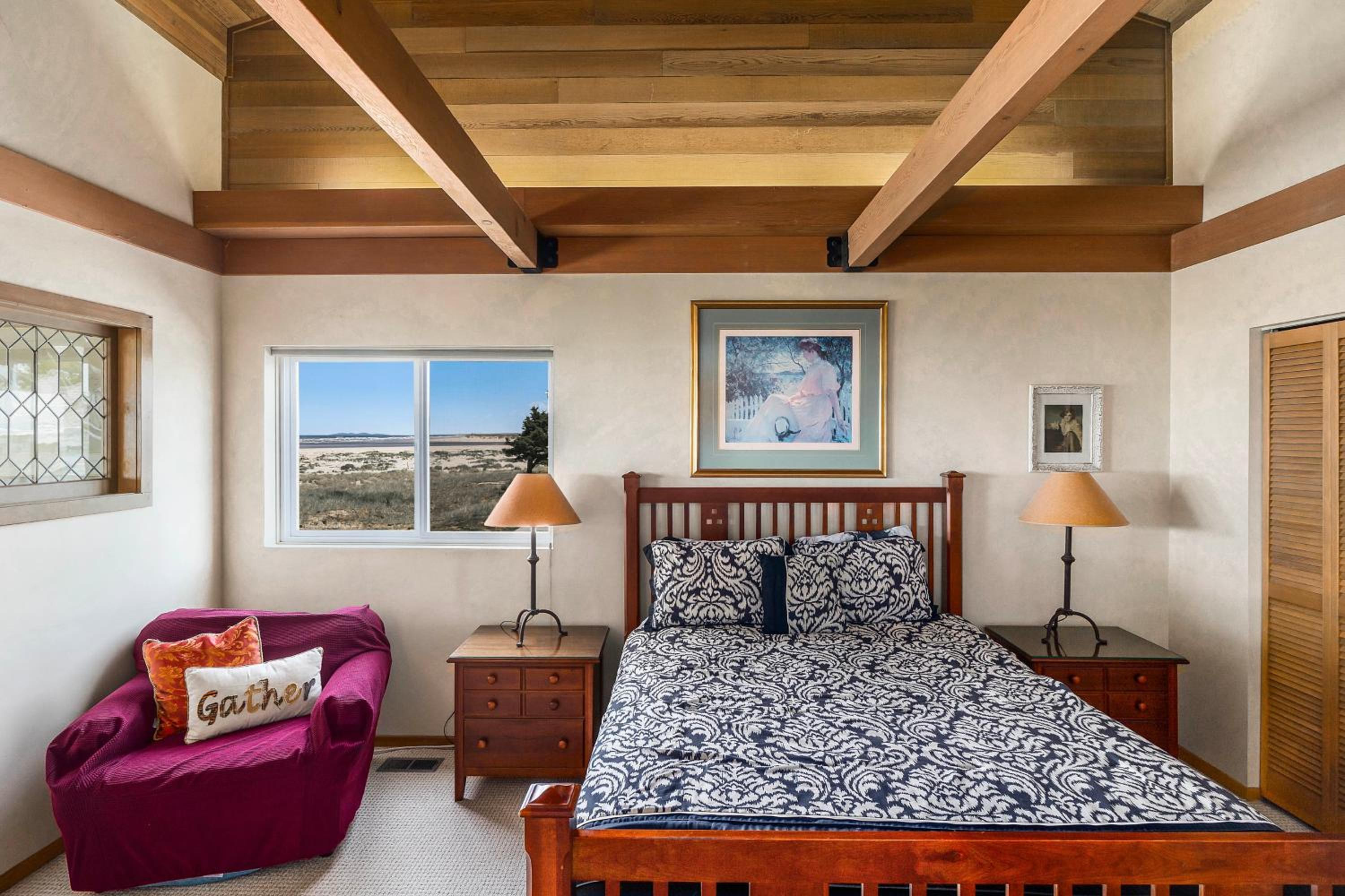 Fantastic Beach View! Oregon Escape with Game Room