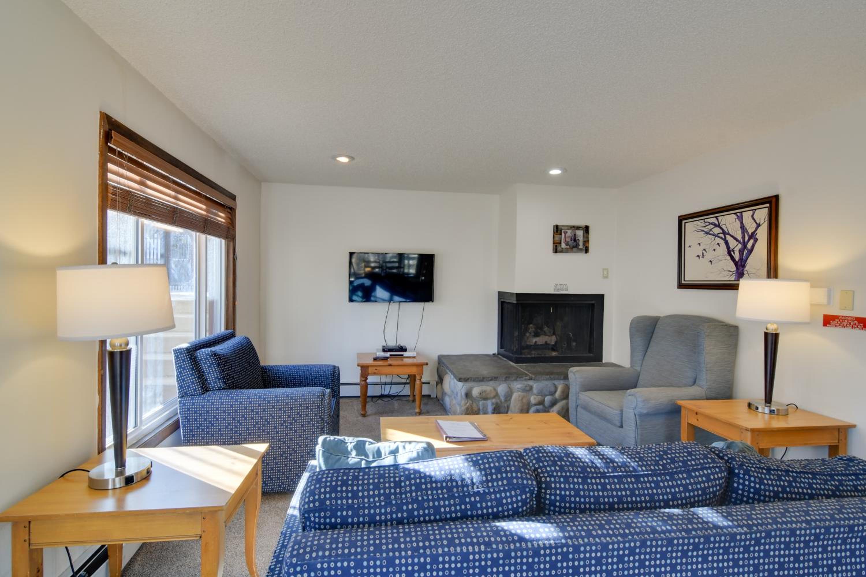 Ski and Hike! Easy Adventuring at Winter Park Condo