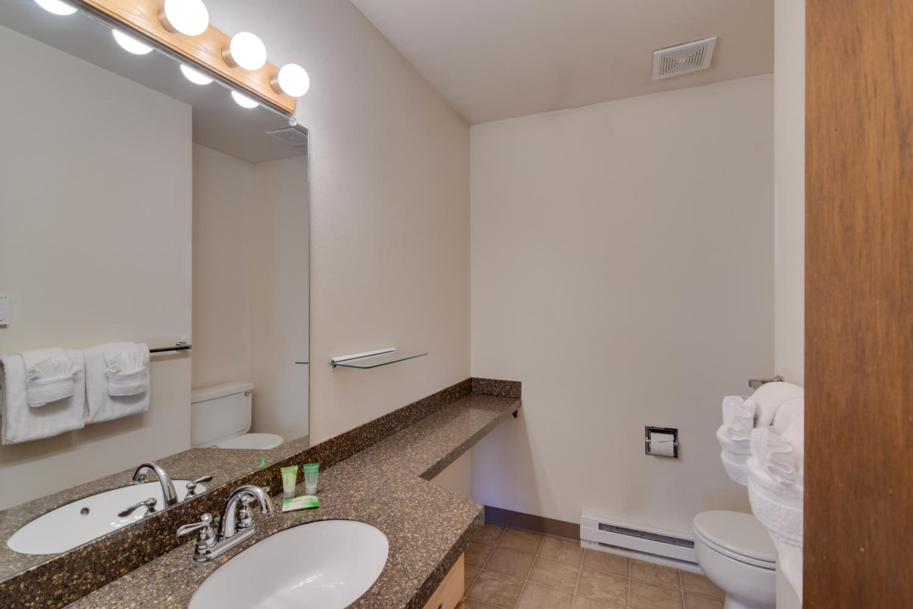 Ski and Hike! Easy Adventuring at Winter Park Condo