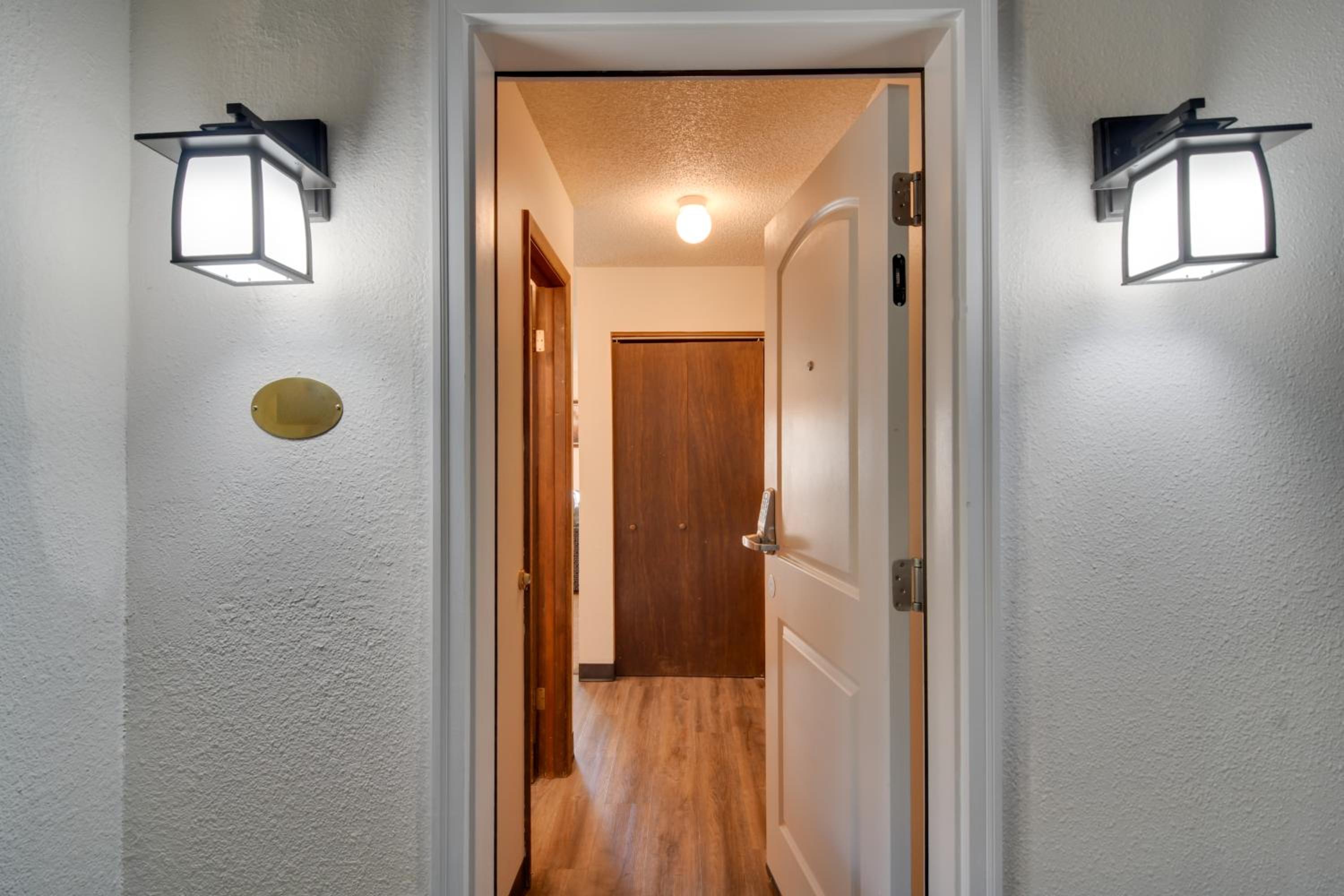 Ski and Hike! Easy Adventuring at Winter Park Condo