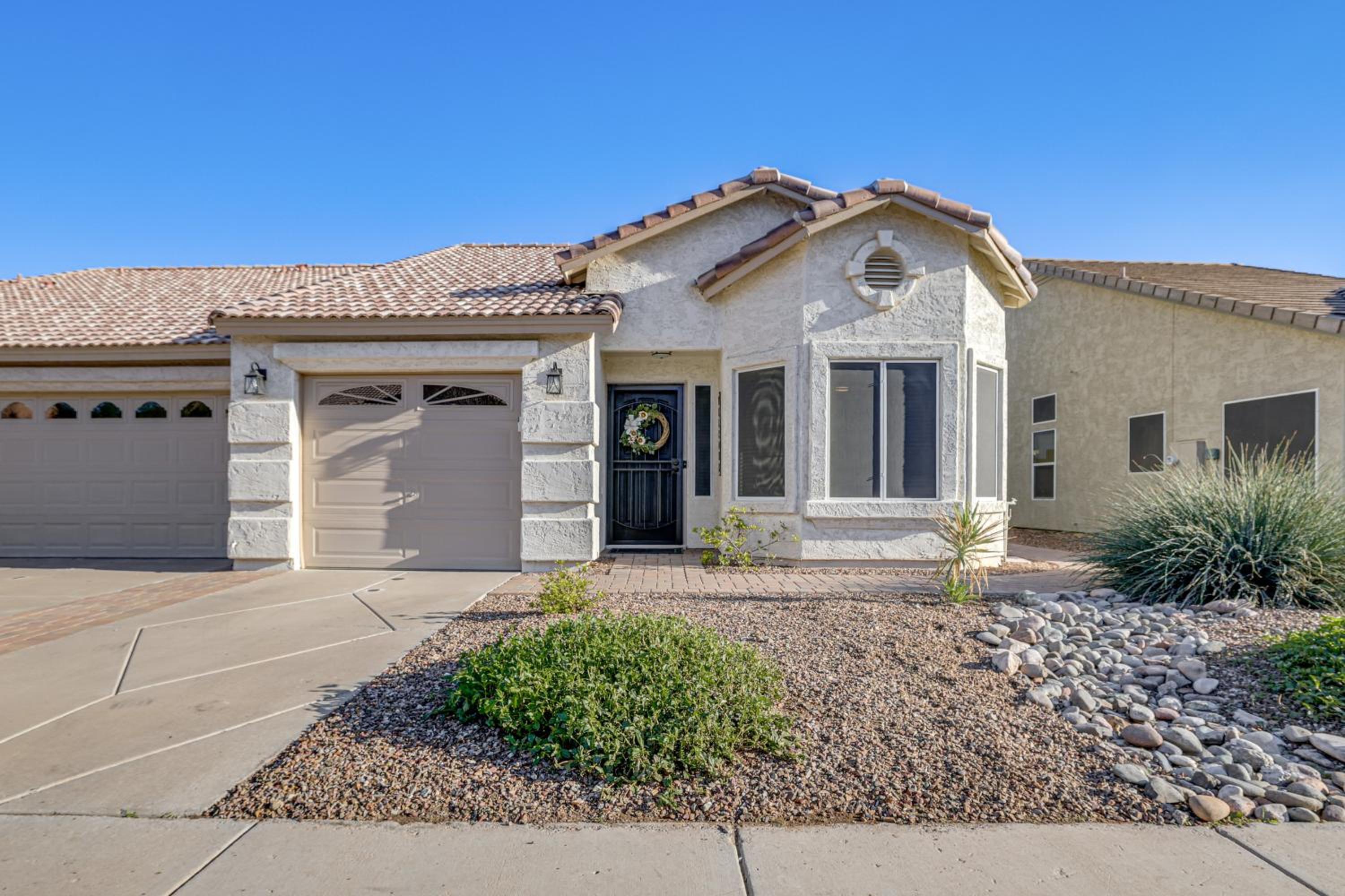 Less Than 1 Mi to Golf Charming Ahwatukee Foothills Villa