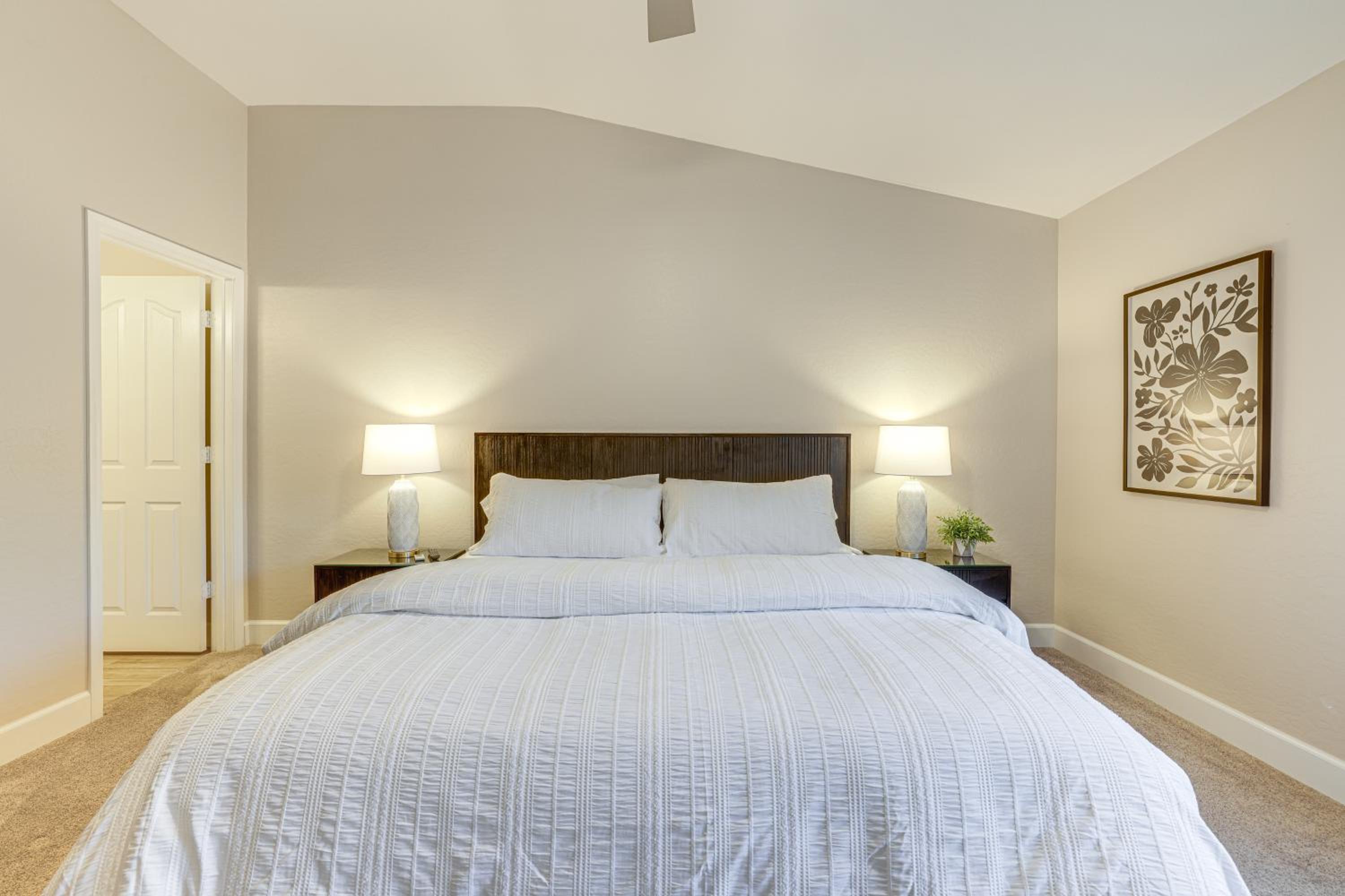 Less Than 1 Mi to Golf Charming Ahwatukee Foothills Villa