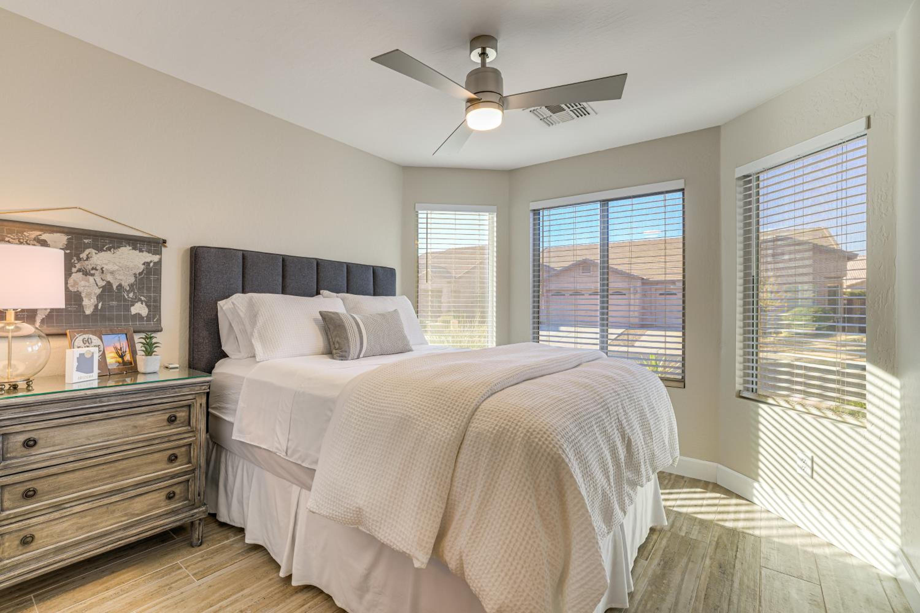 Less Than 1 Mi to Golf Charming Ahwatukee Foothills Villa