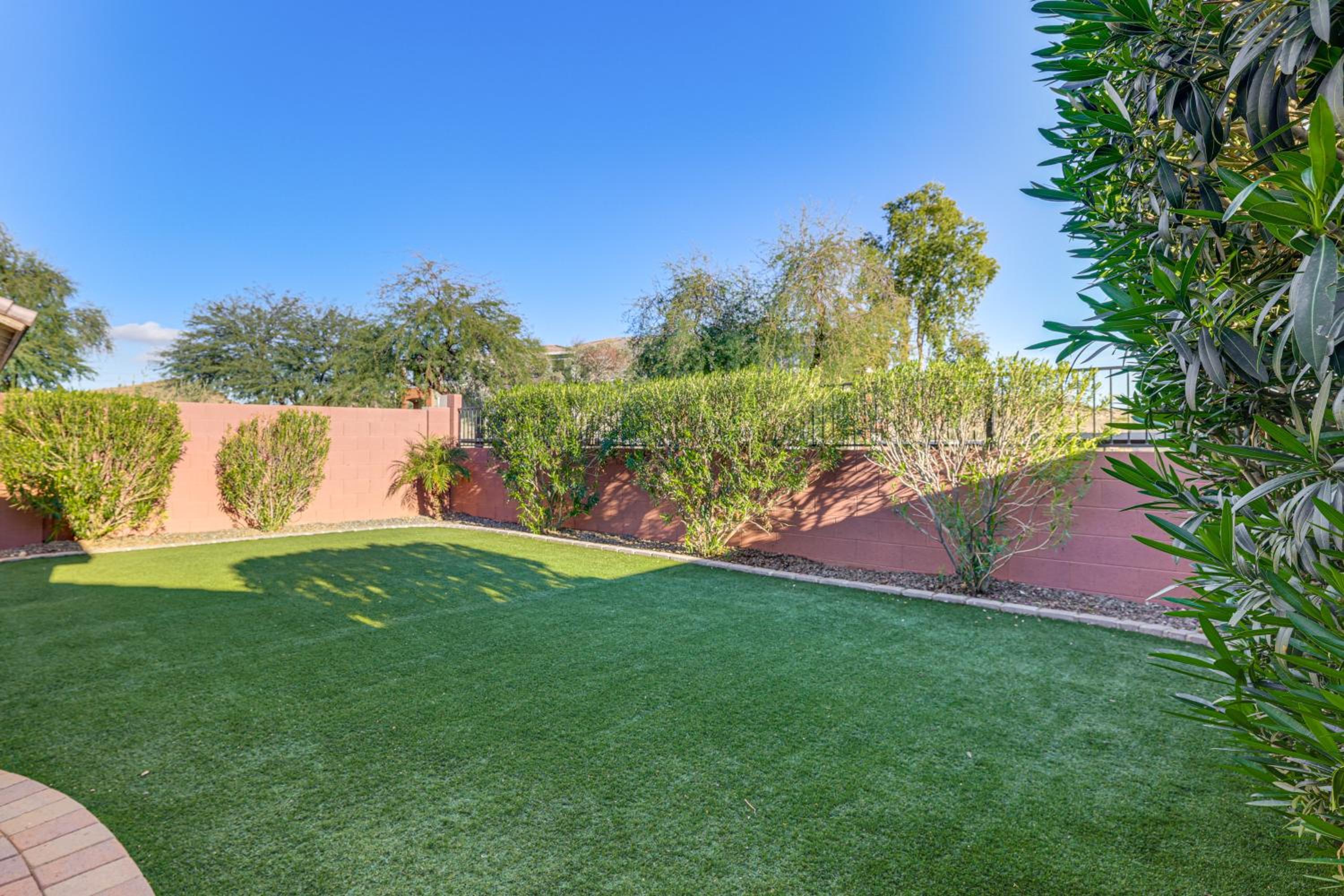 Less Than 1 Mi to Golf Charming Ahwatukee Foothills Villa