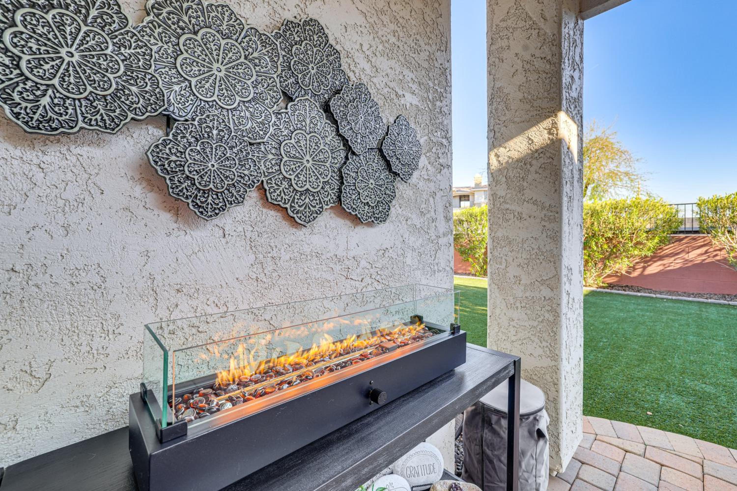 Less Than 1 Mi to Golf Charming Ahwatukee Foothills Villa