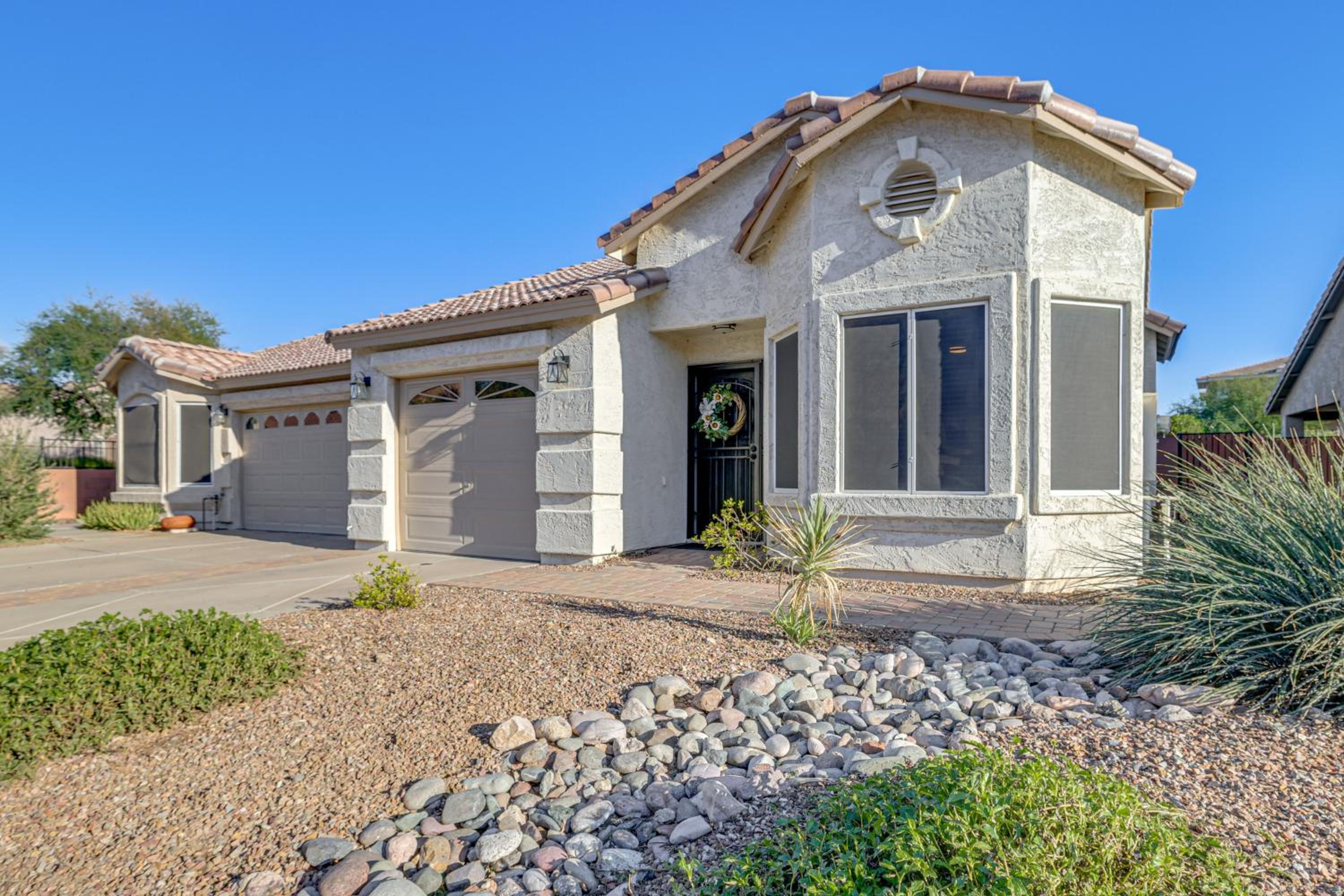 Less Than 1 Mi to Golf Charming Ahwatukee Foothills Villa
