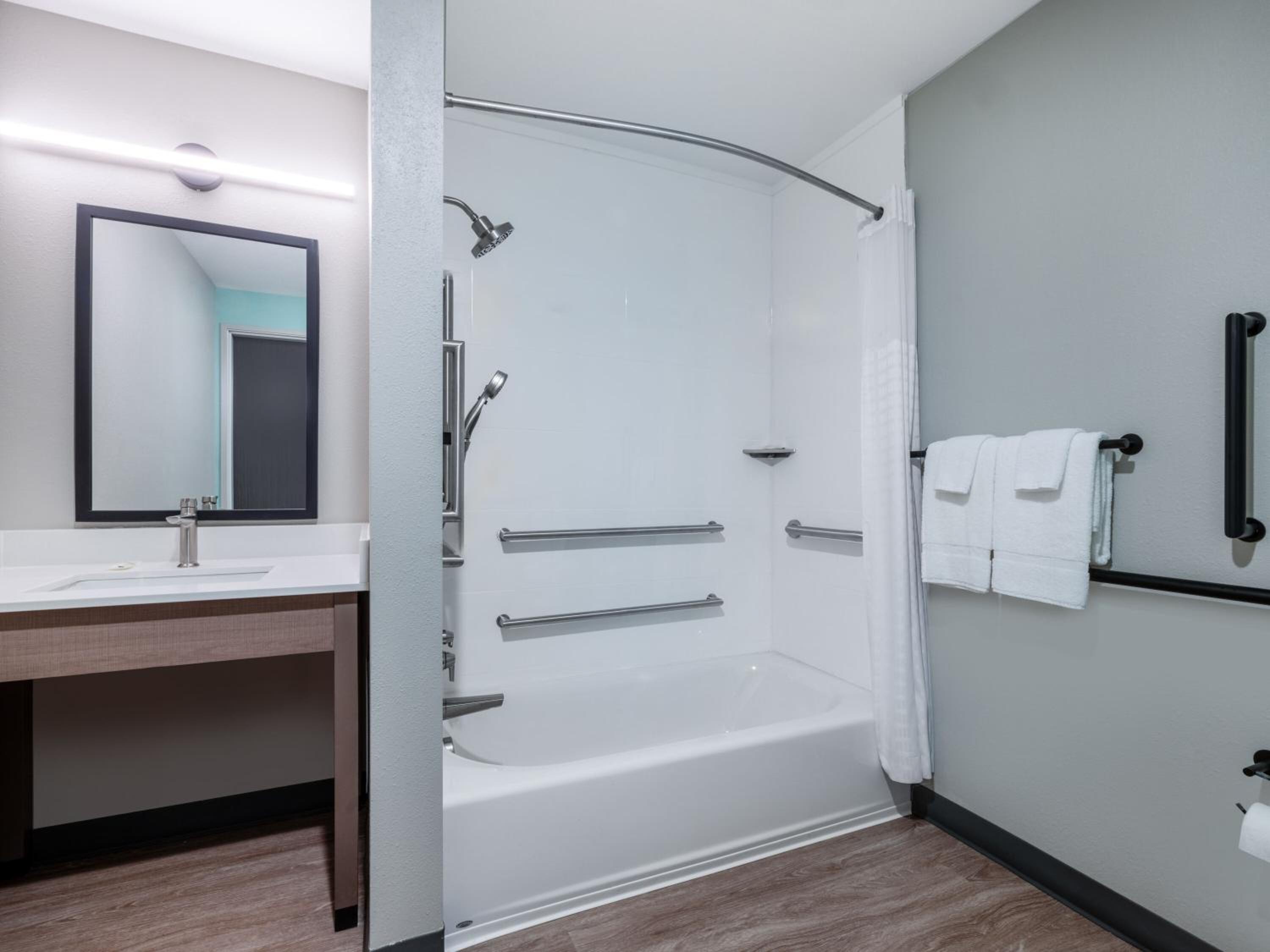 ECHO Suties Extended Stay by Wyndham Austin Round Rock