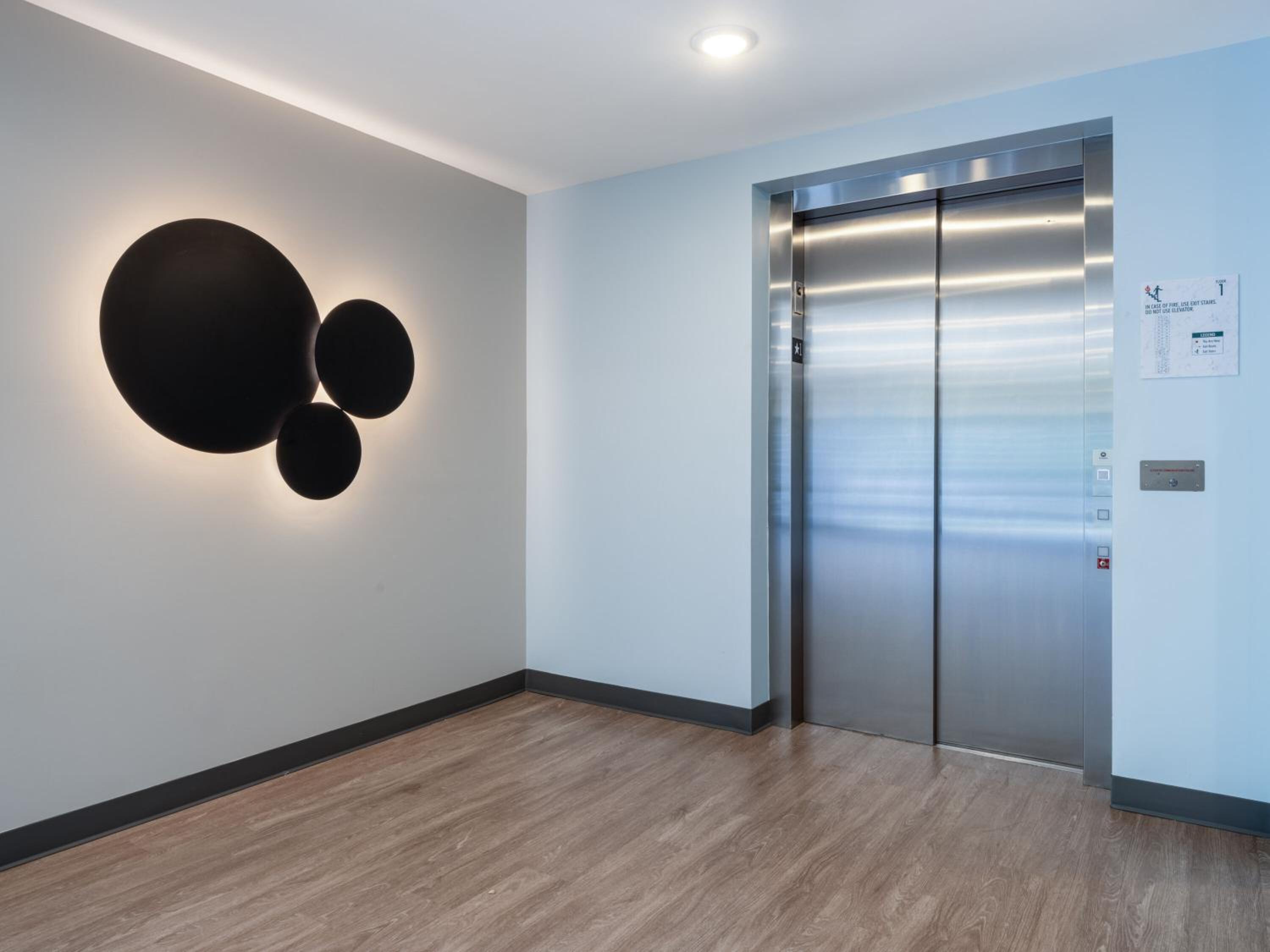 ECHO Suties Extended Stay by Wyndham Austin Round Rock