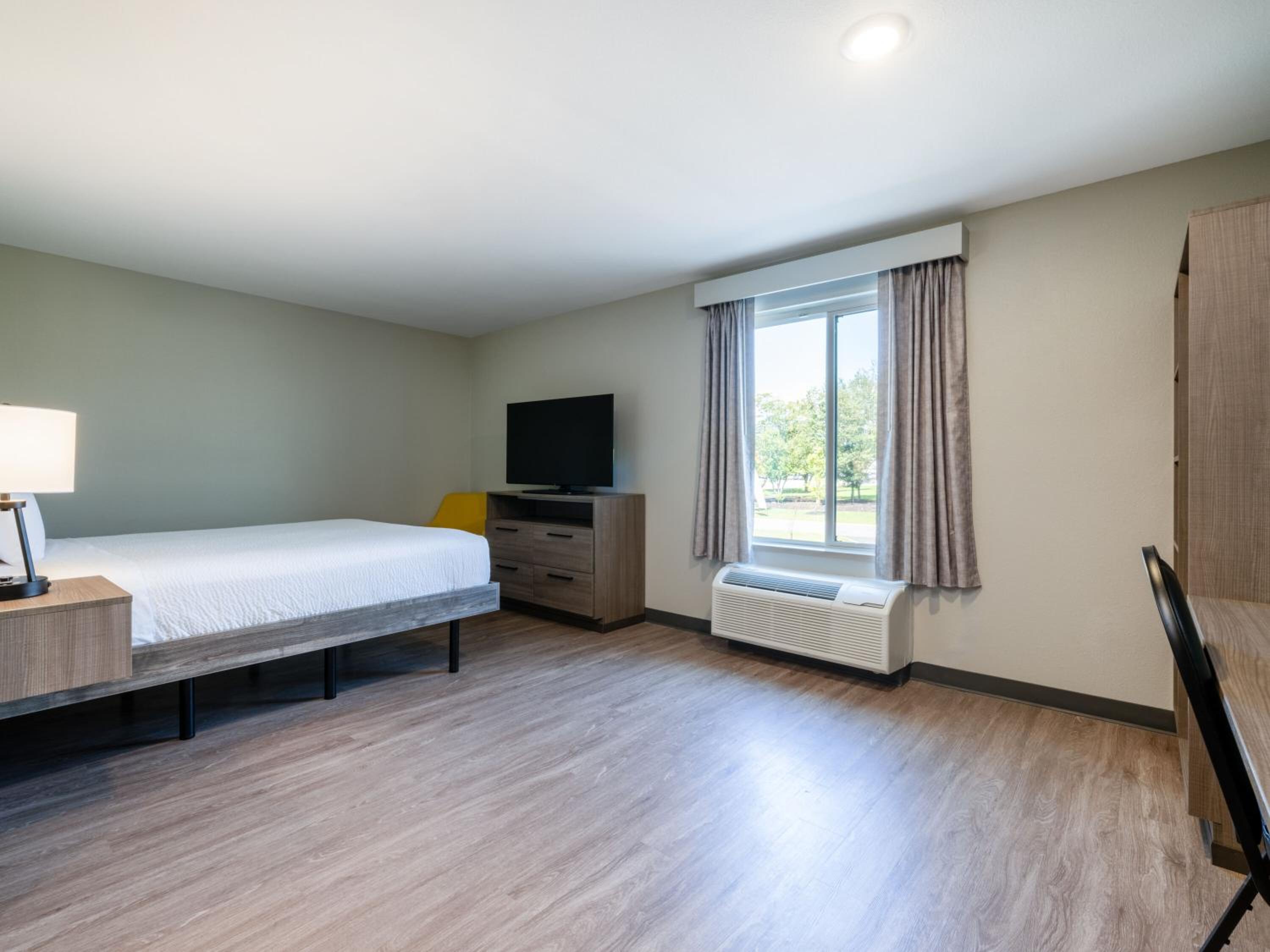 ECHO Suties Extended Stay by Wyndham Austin Round Rock