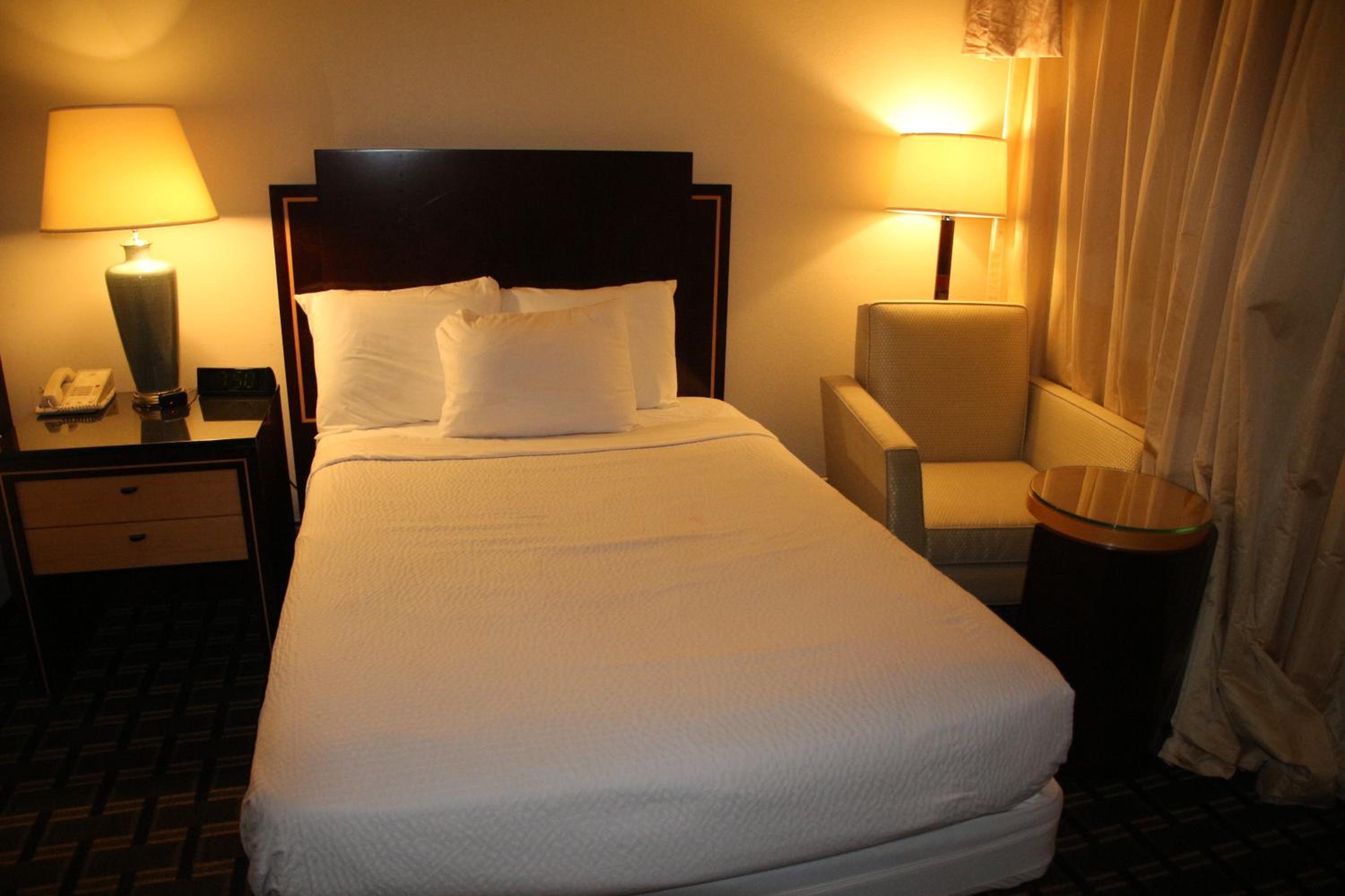 Bedford Vacations - Bedford Plaza Hotel - Boston - Property Image 22