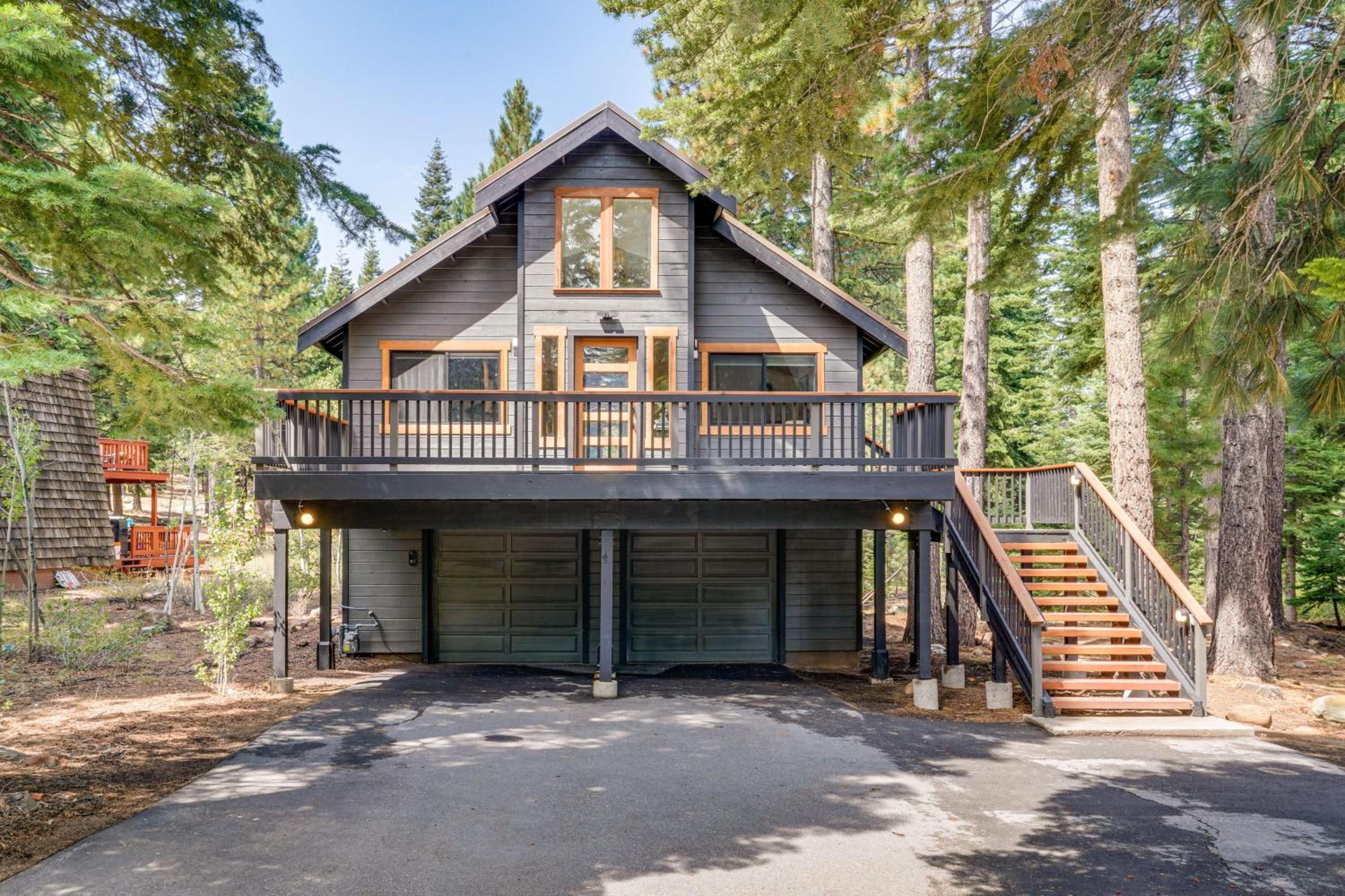 Walk to Gondola Truckee Retreat with Resort Perks!