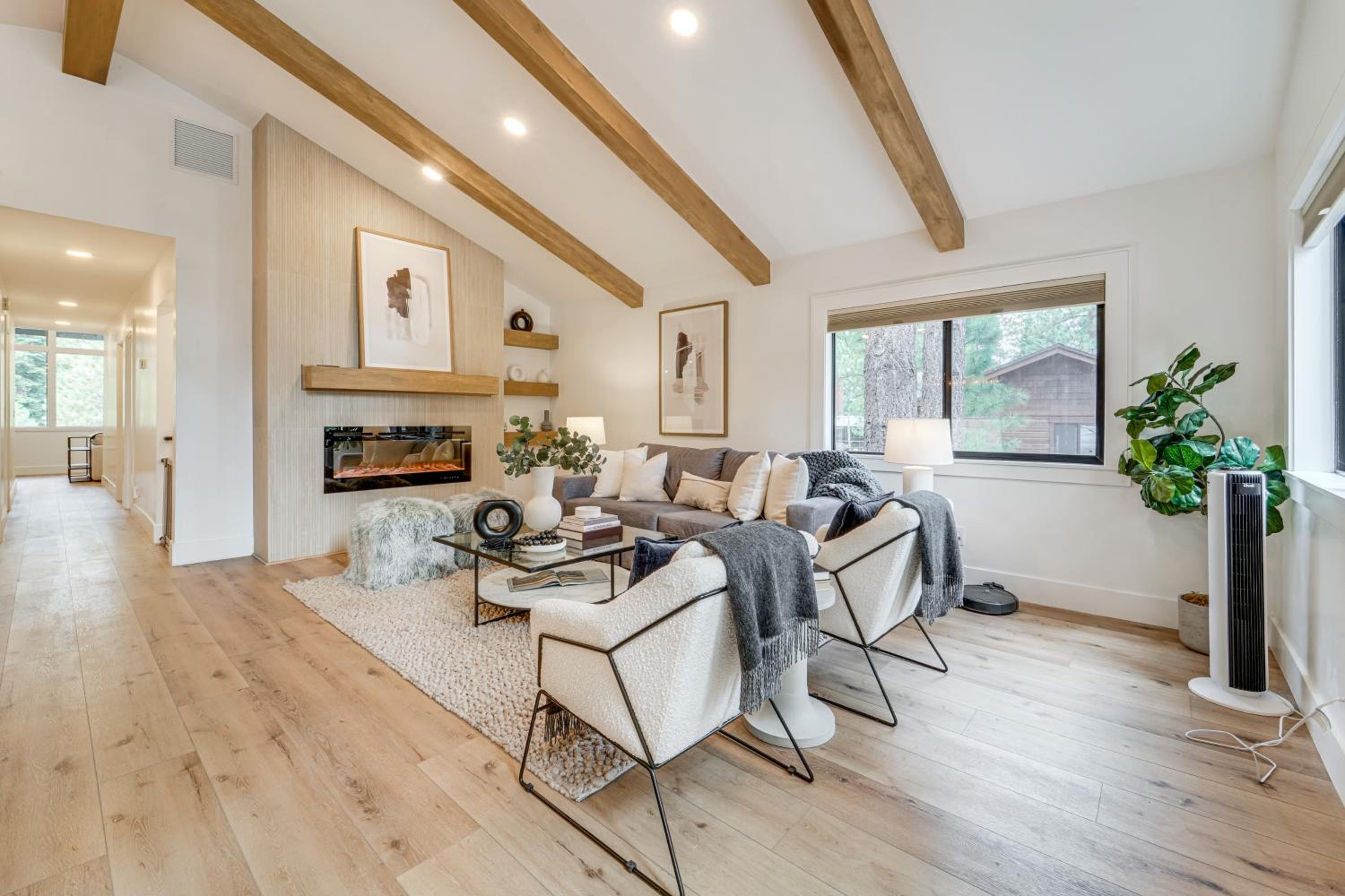 Walk to Gondola Truckee Retreat with Resort Perks!