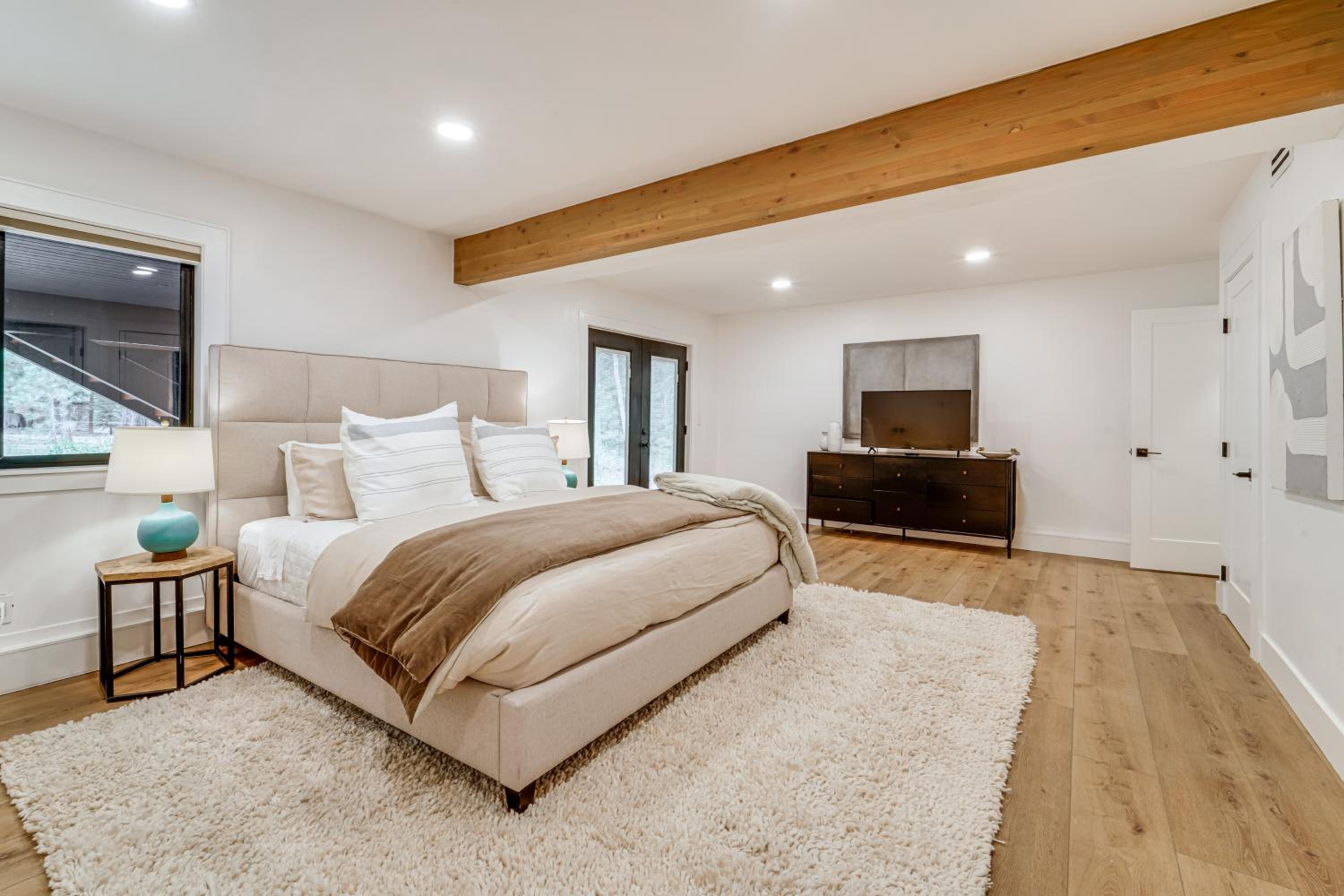 Walk to Gondola Truckee Retreat with Resort Perks!