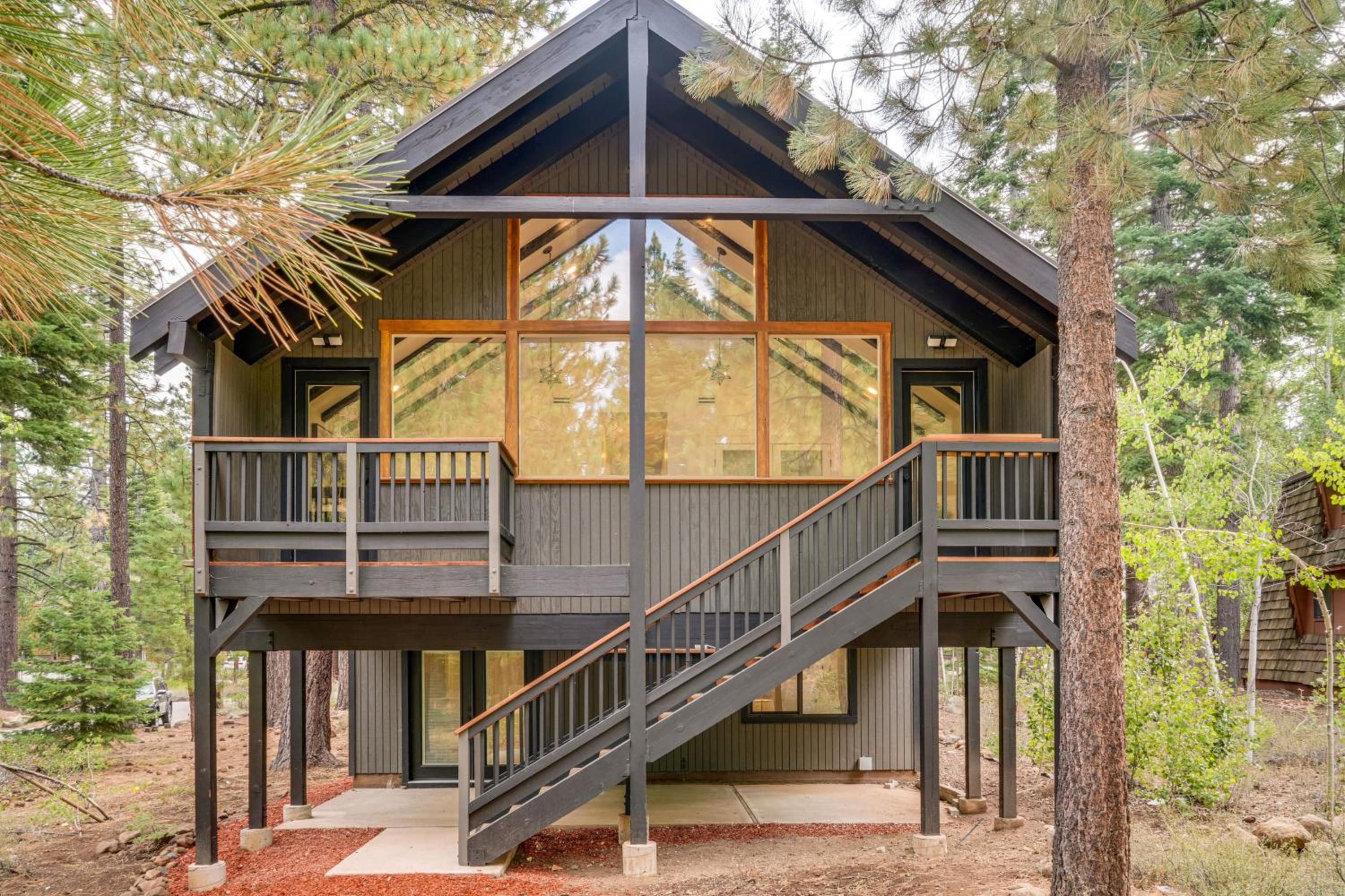 Walk to Gondola Truckee Retreat with Resort Perks!