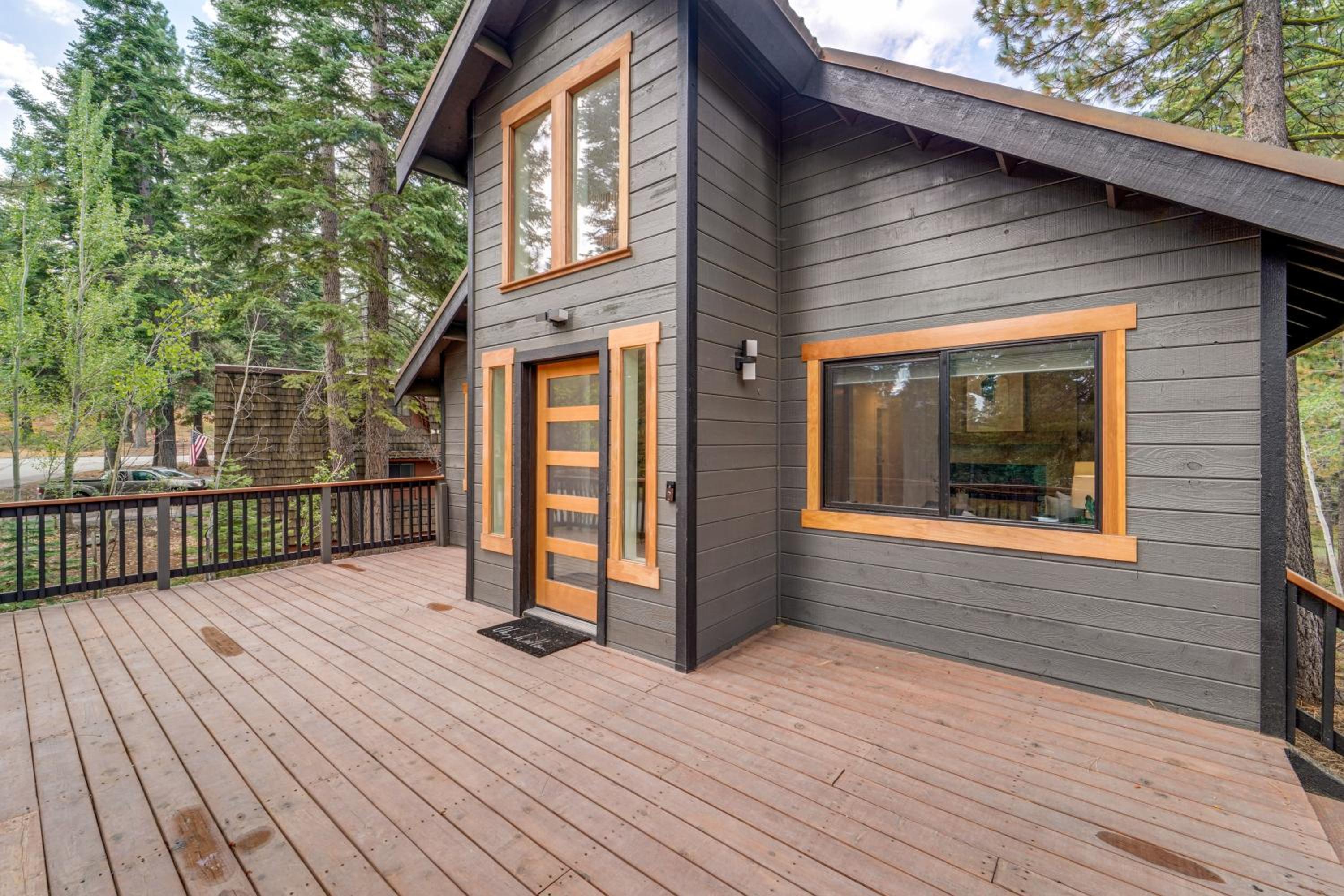 Walk to Gondola Truckee Retreat with Resort Perks!