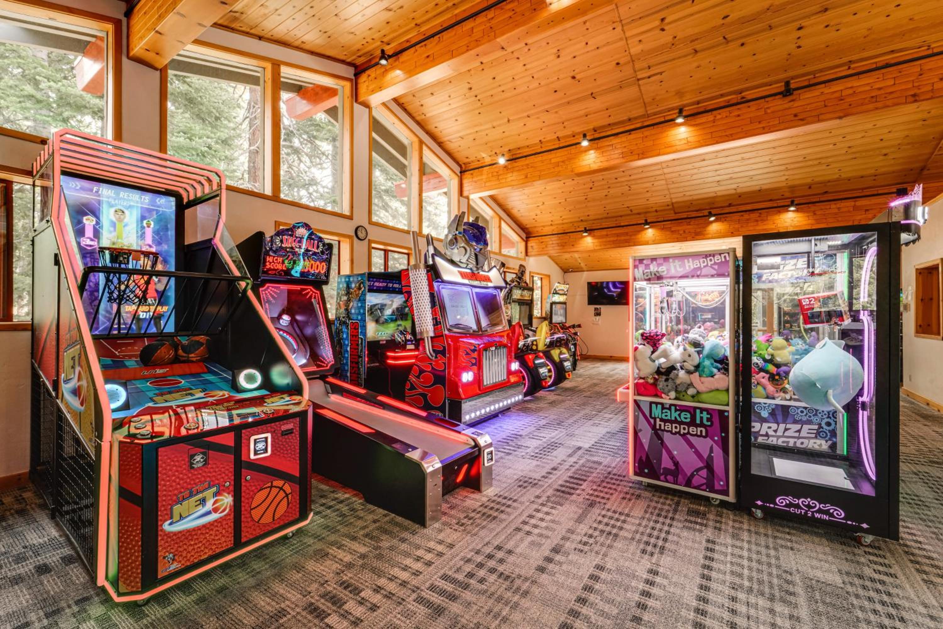 Walk to Gondola Truckee Retreat with Resort Perks!