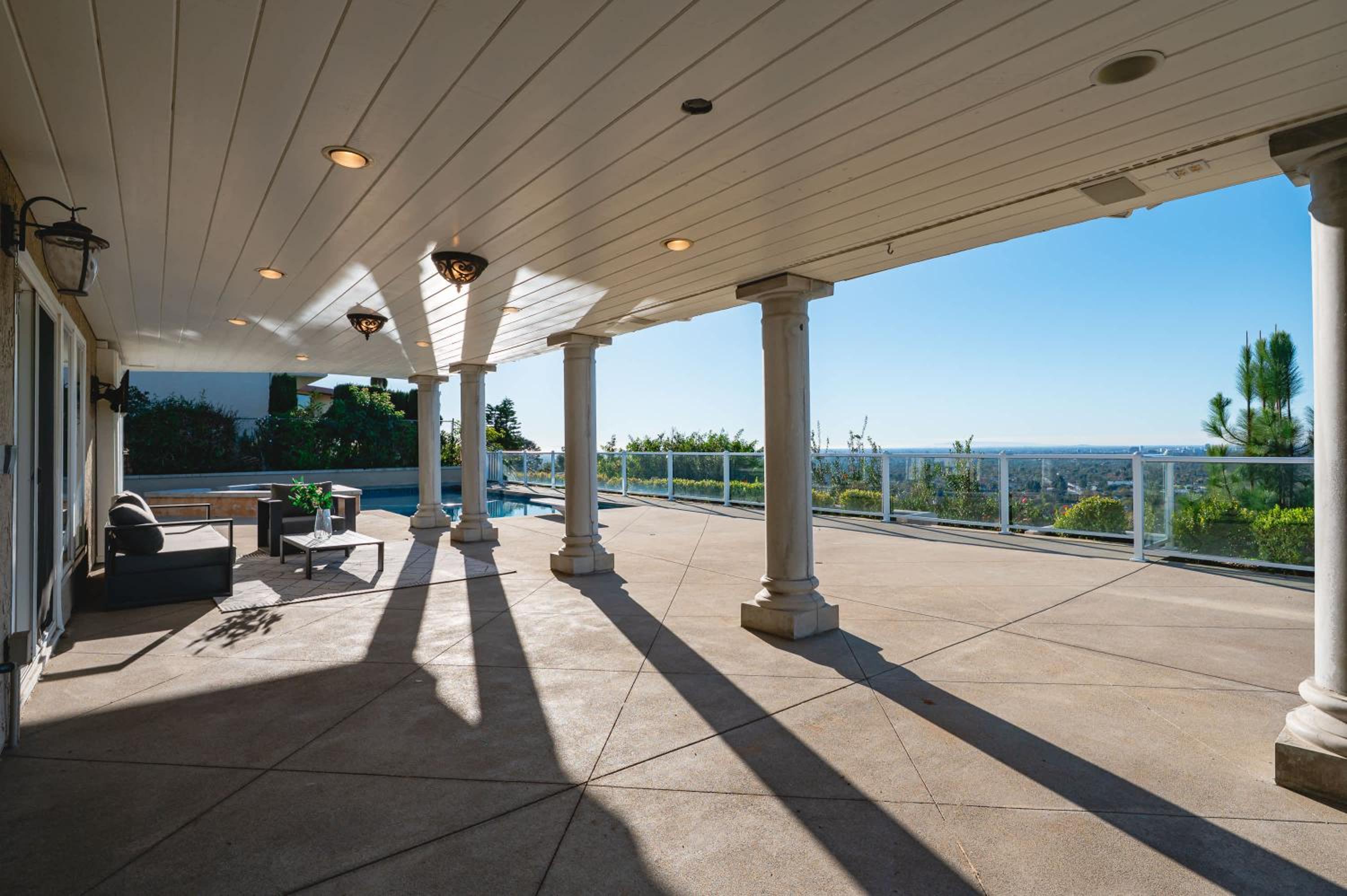 Luxury Hilltop Pool Villa with Stunning City Views