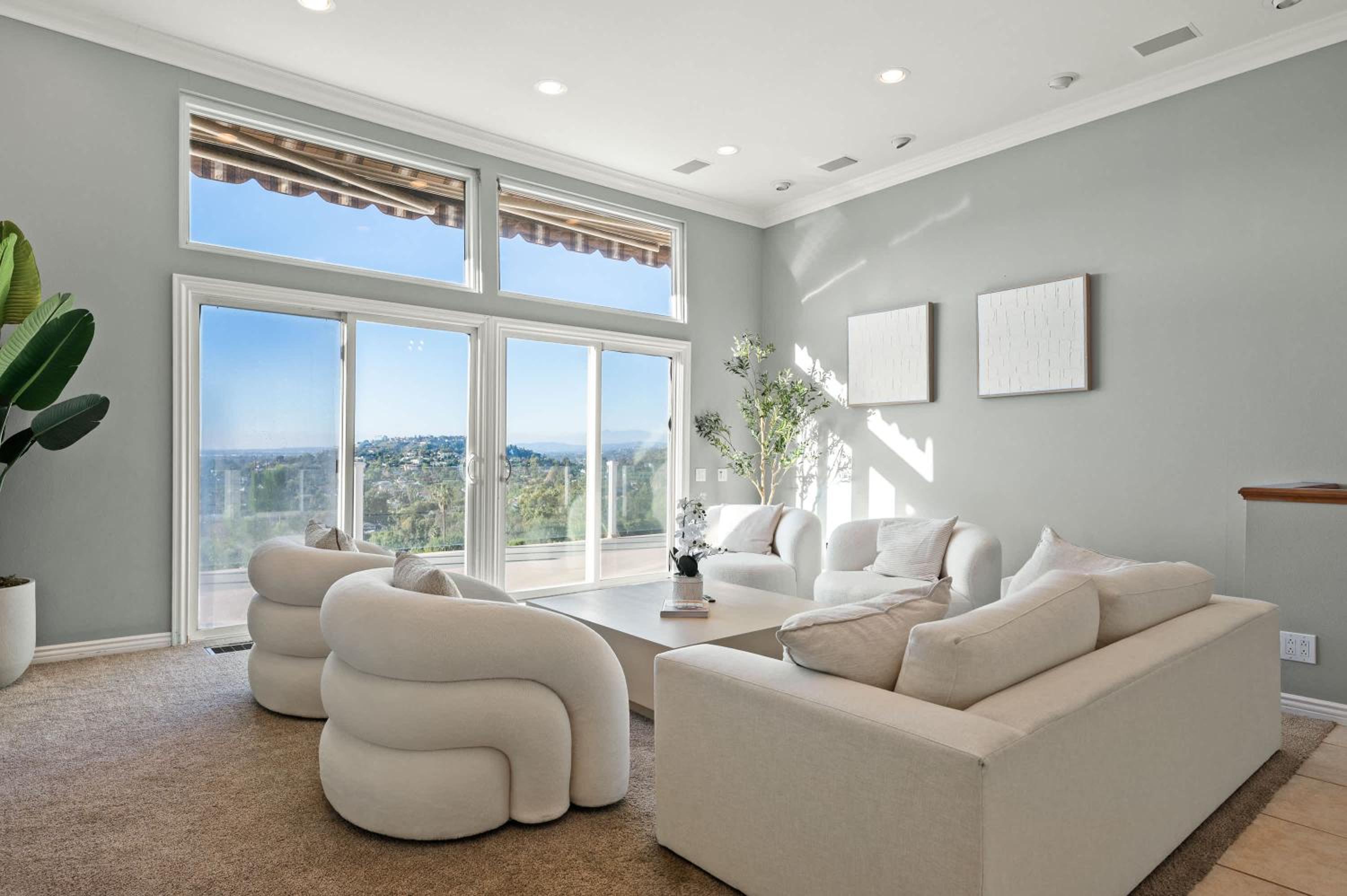 Luxury Hilltop Pool Villa with Stunning City Views