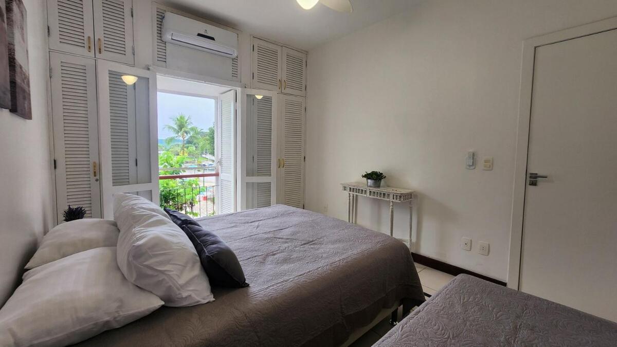 Duplex com Hidro em Condomínio Luxo com 3 Praias