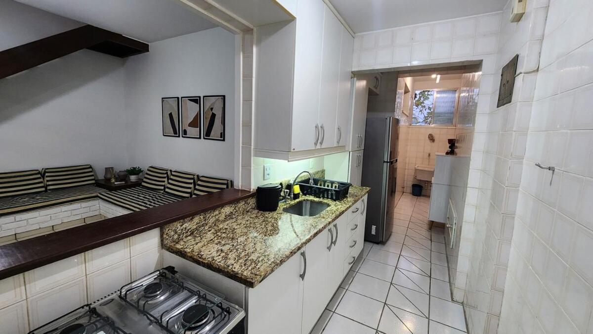 Duplex com Hidro em Condomínio Luxo com 3 Praias