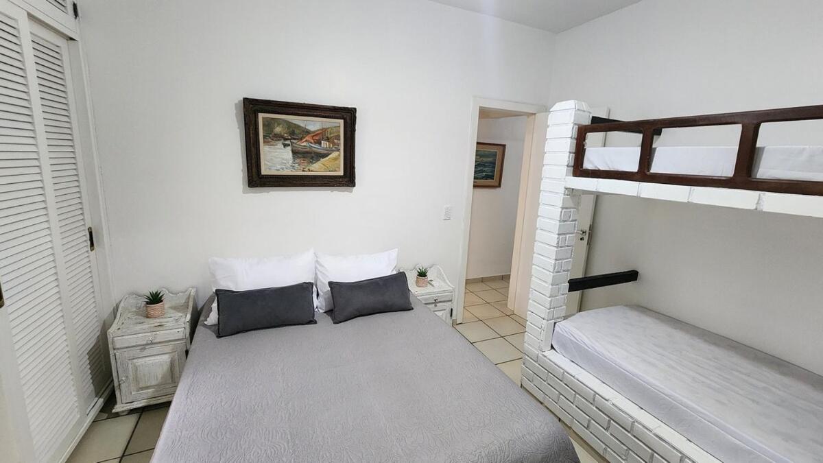 Duplex com Hidro em Condomínio Luxo com 3 Praias