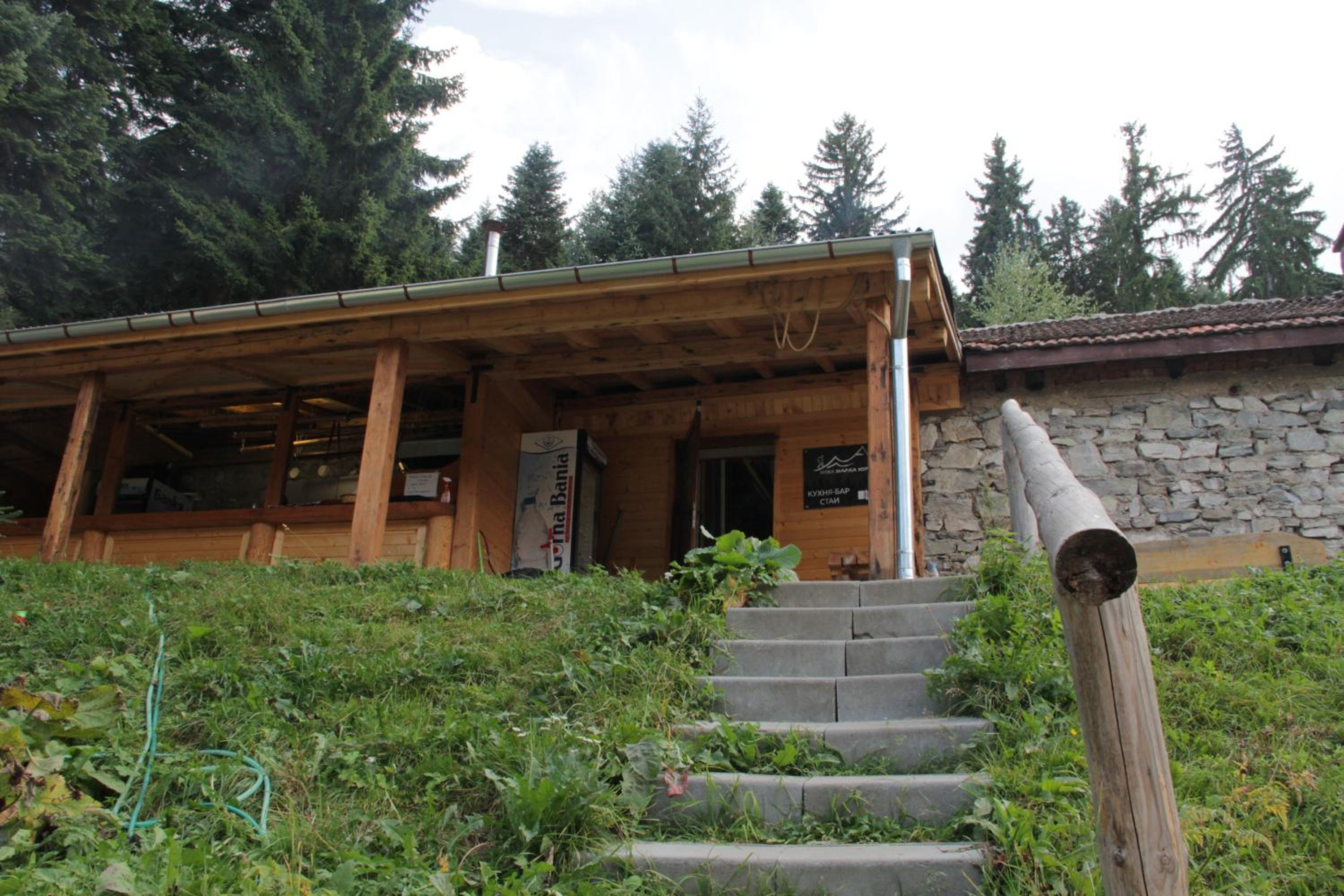 Malka Yurta Hut
