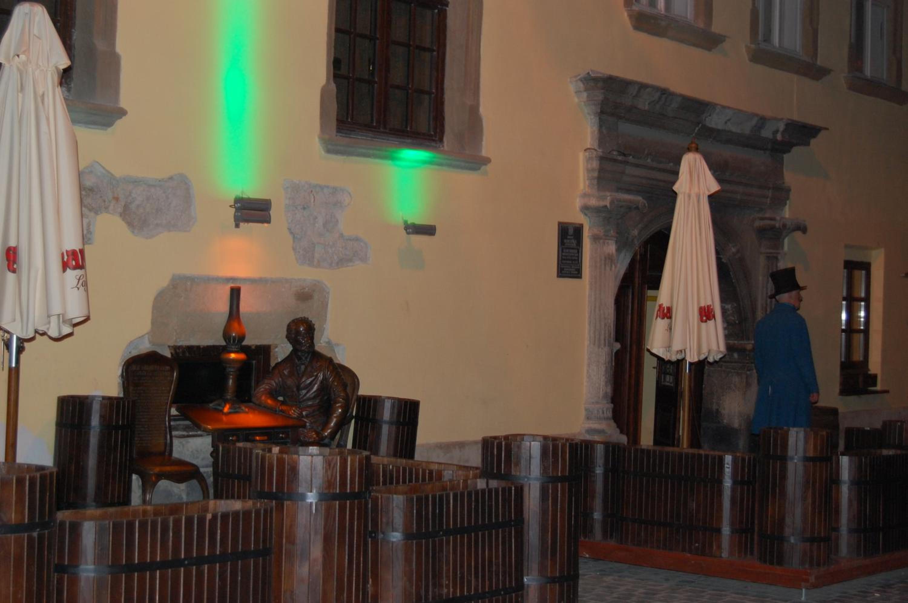 Photo 32