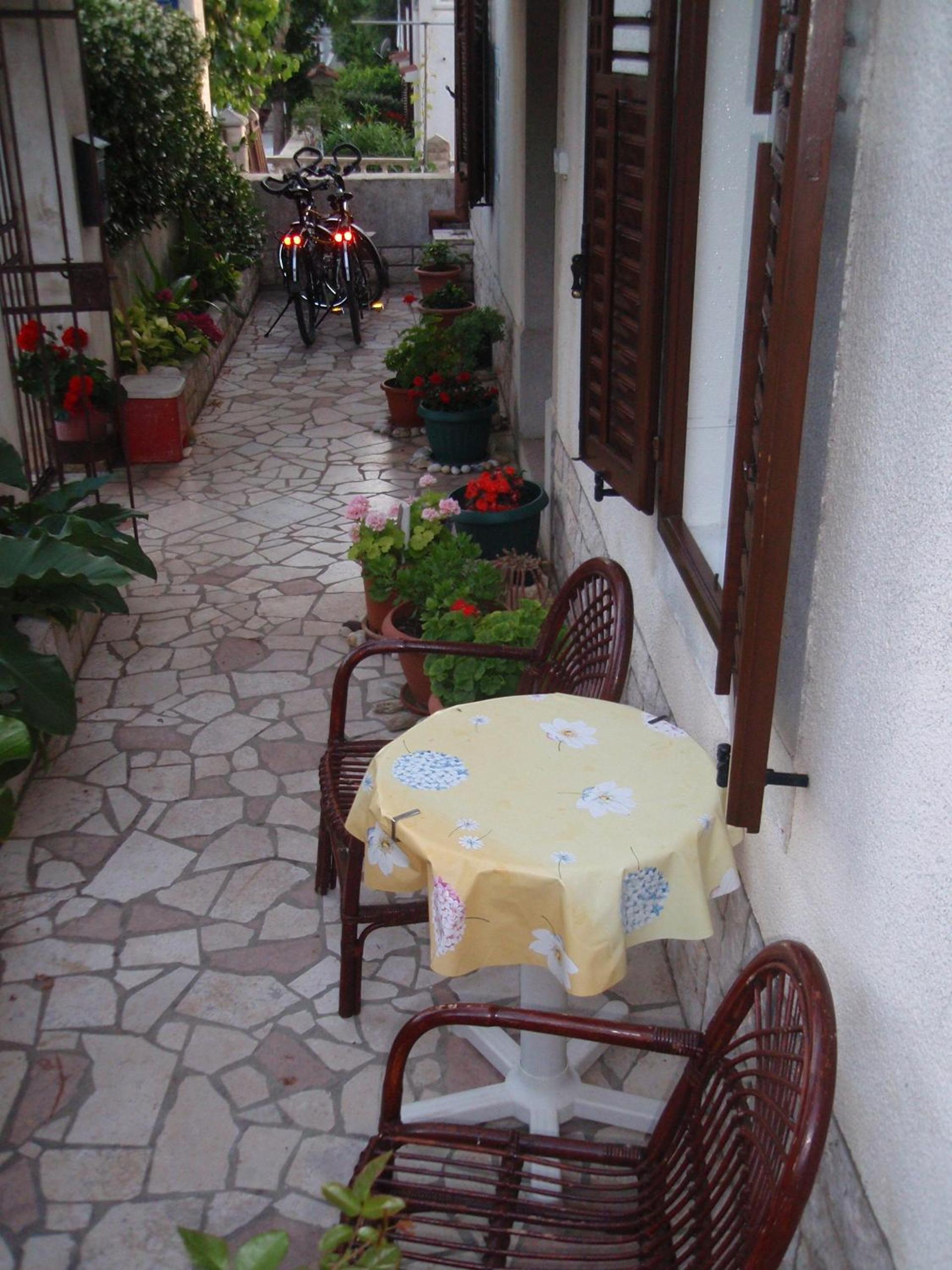 Photo 32