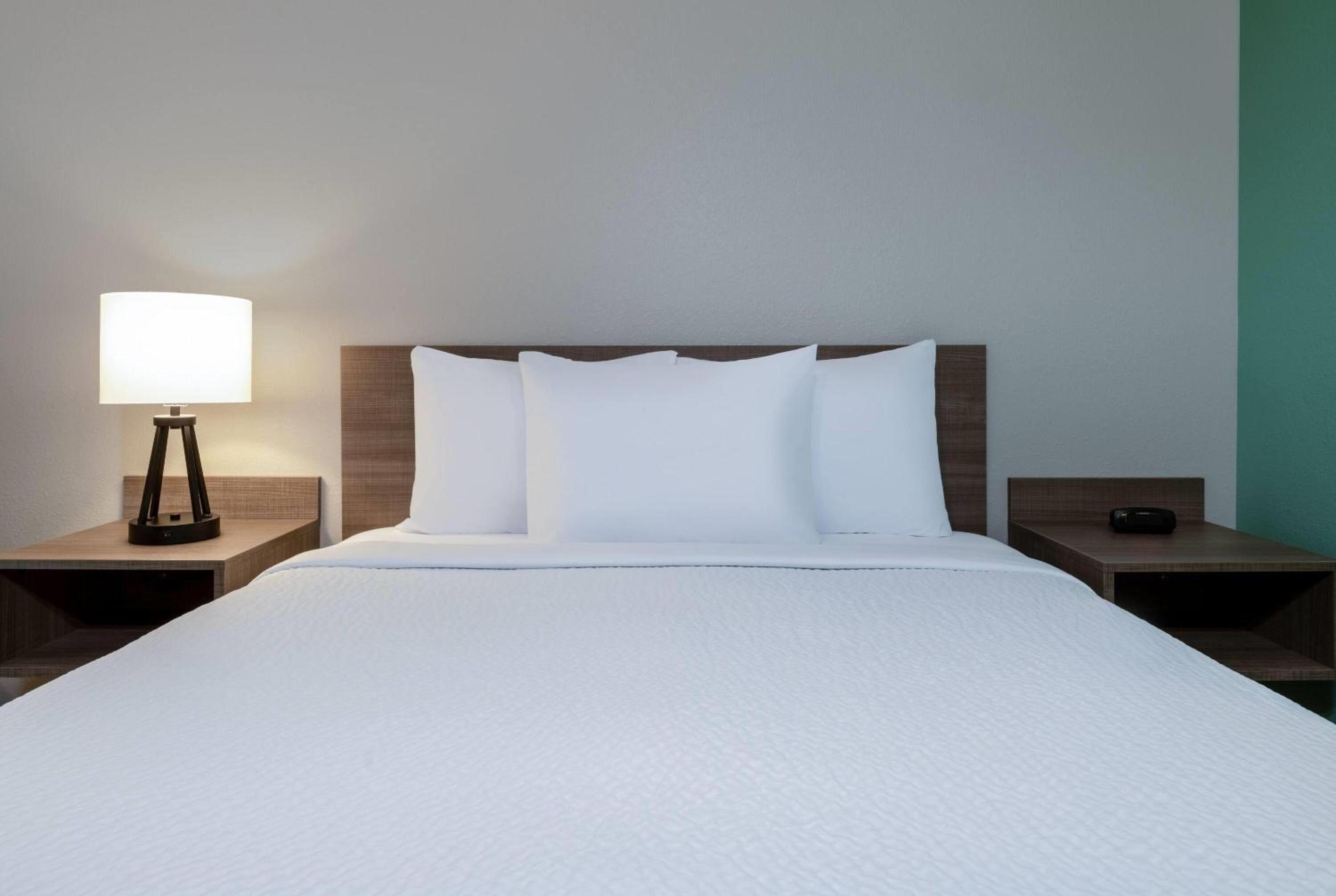 ECHO Suties Extended Stay by Wyndham Austin Round Rock