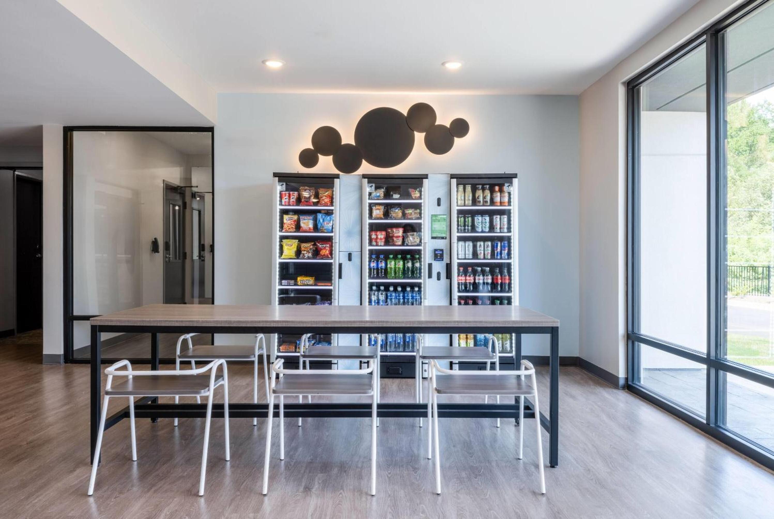 ECHO Suties Extended Stay by Wyndham Austin Round Rock