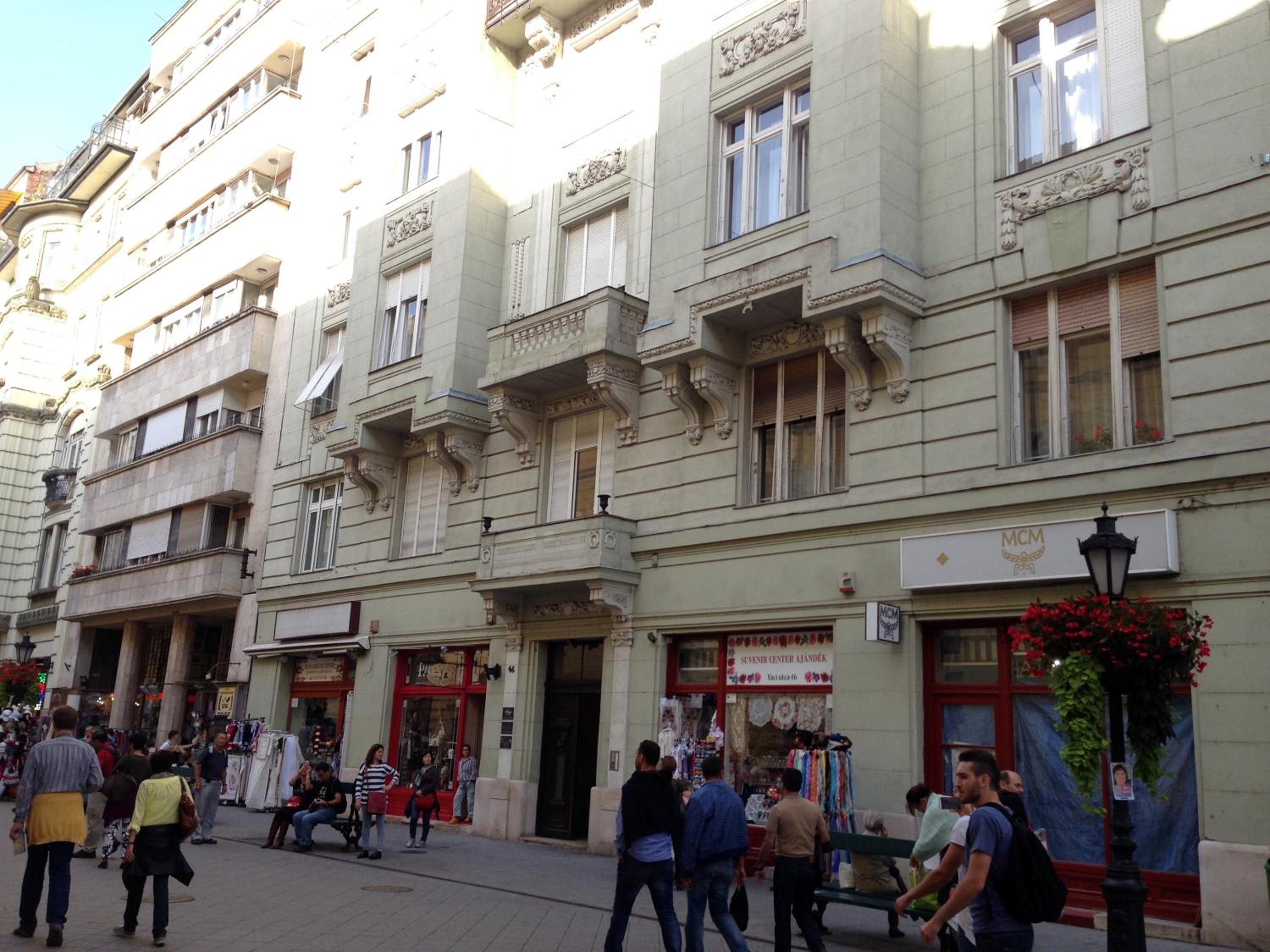Photo 28