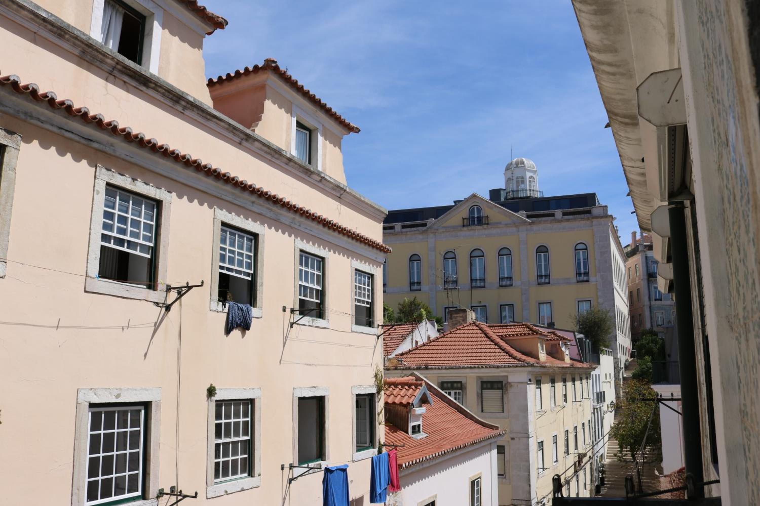 Chiado Bairro Alto, Bright and Newly Renovated 3 Bedroom Apartment, Lisbon Historical Center view 2