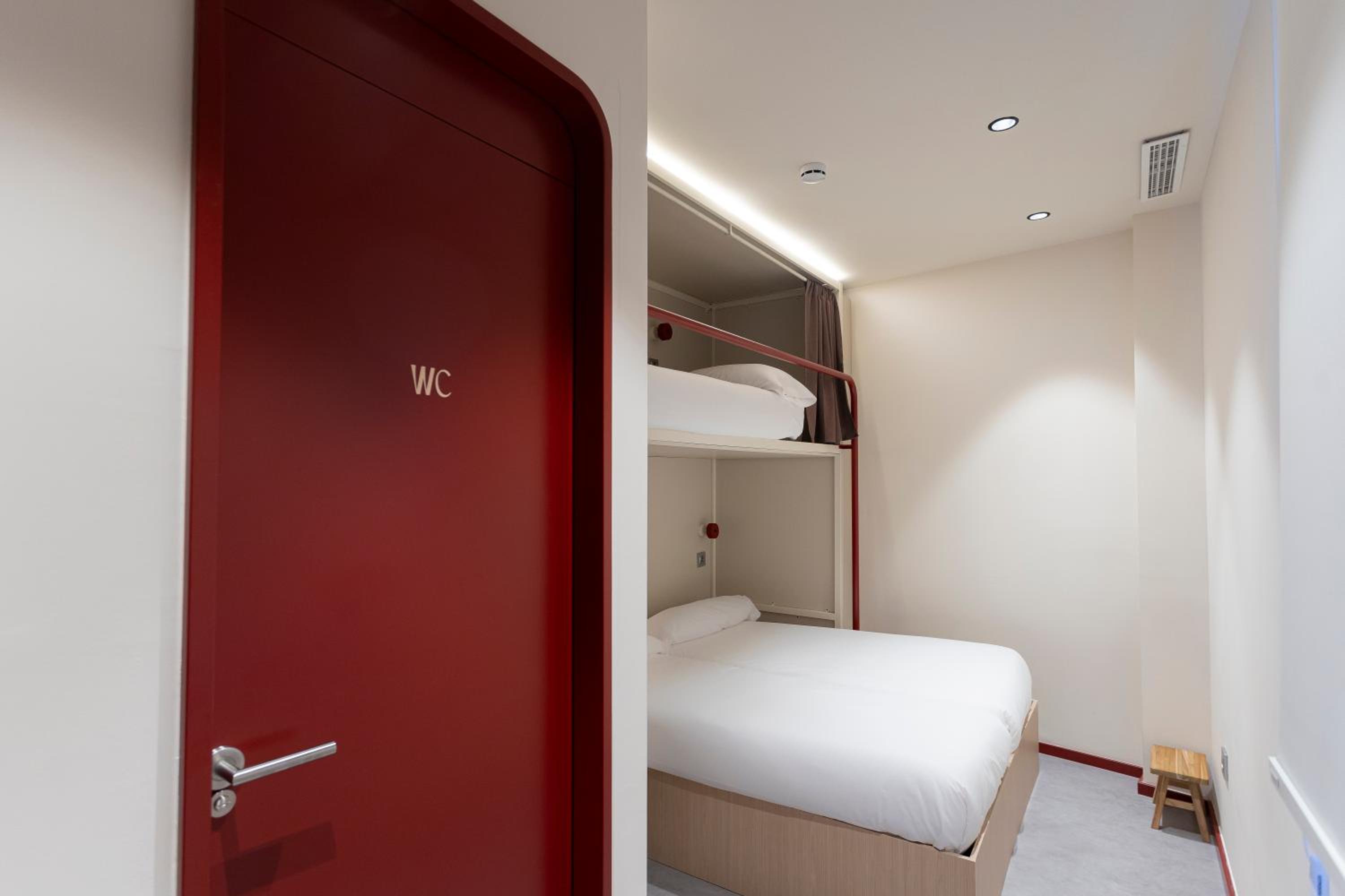Camila Hostel Valencia