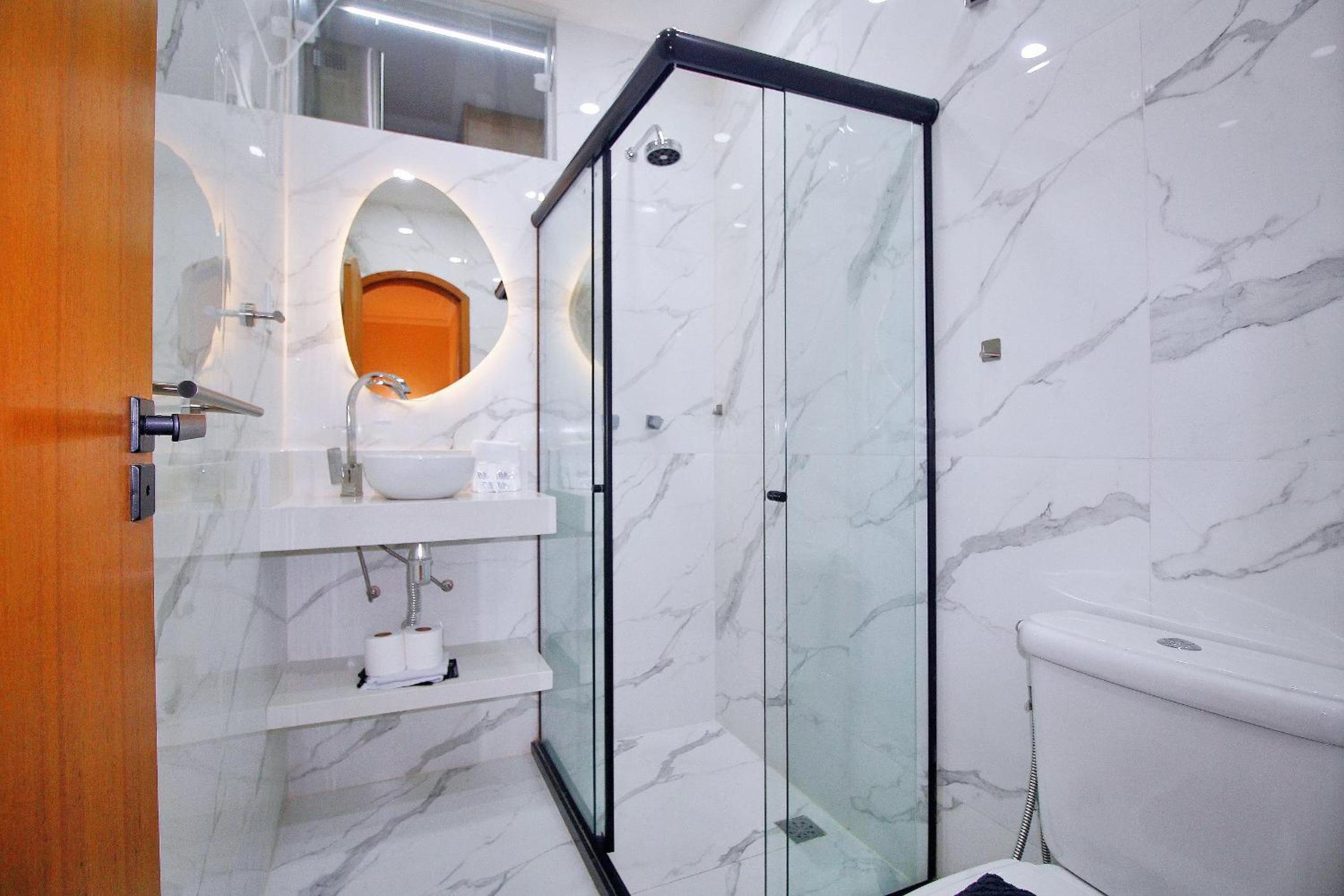 Renovated One-Bedroom Apartment in Copacabana