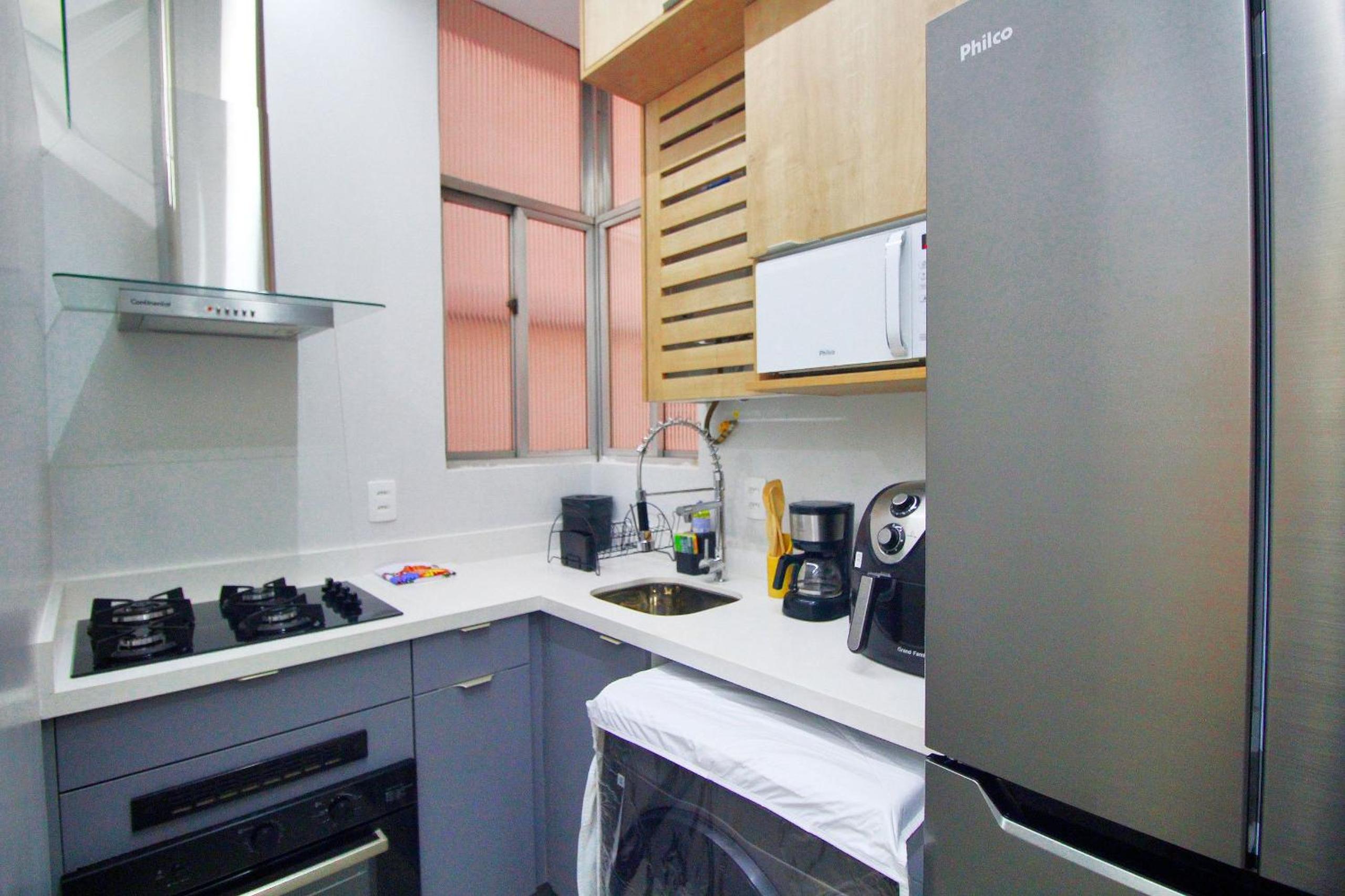 Renovated One-Bedroom Apartment in Copacabana