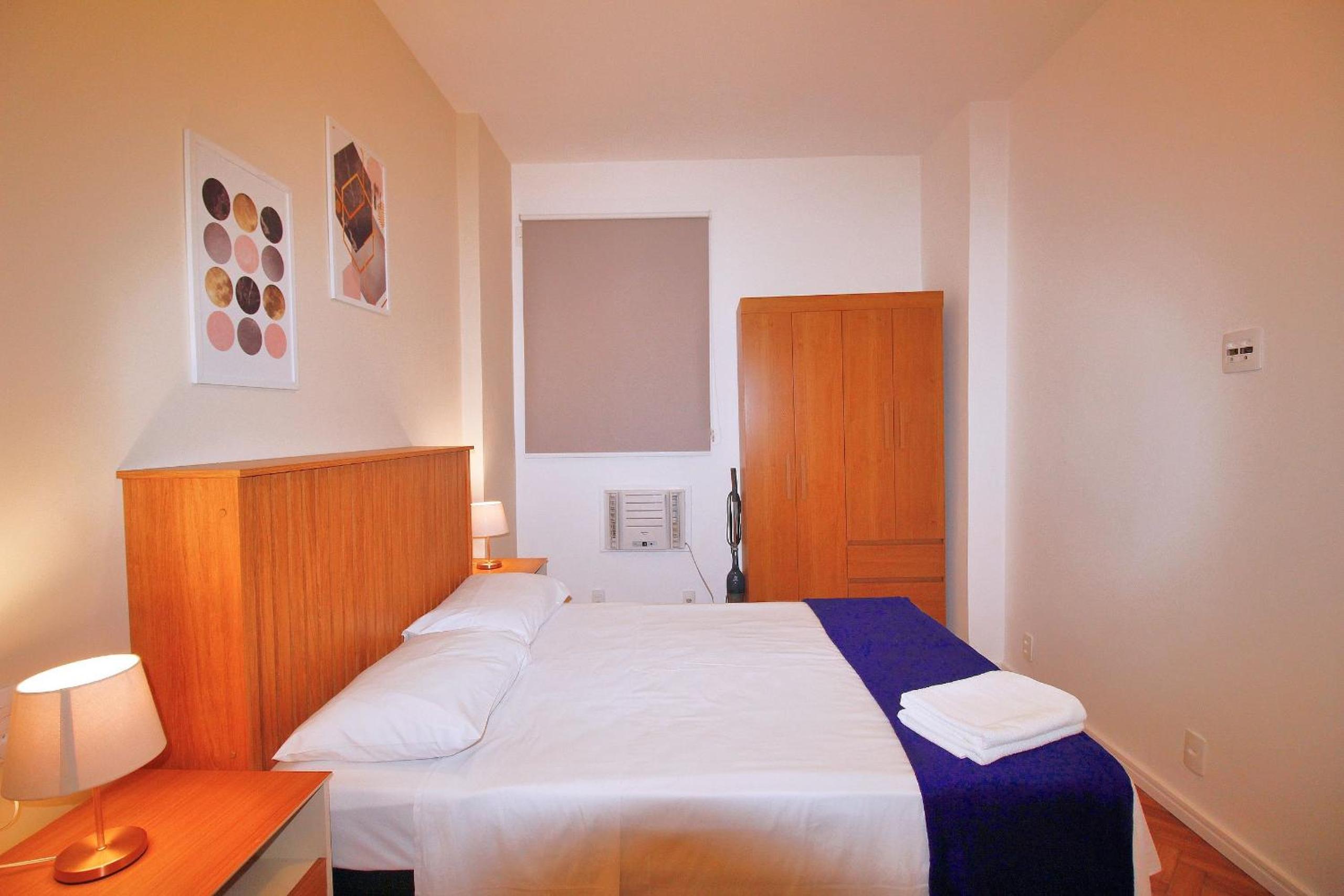 Renovated One-Bedroom Apartment in Copacabana