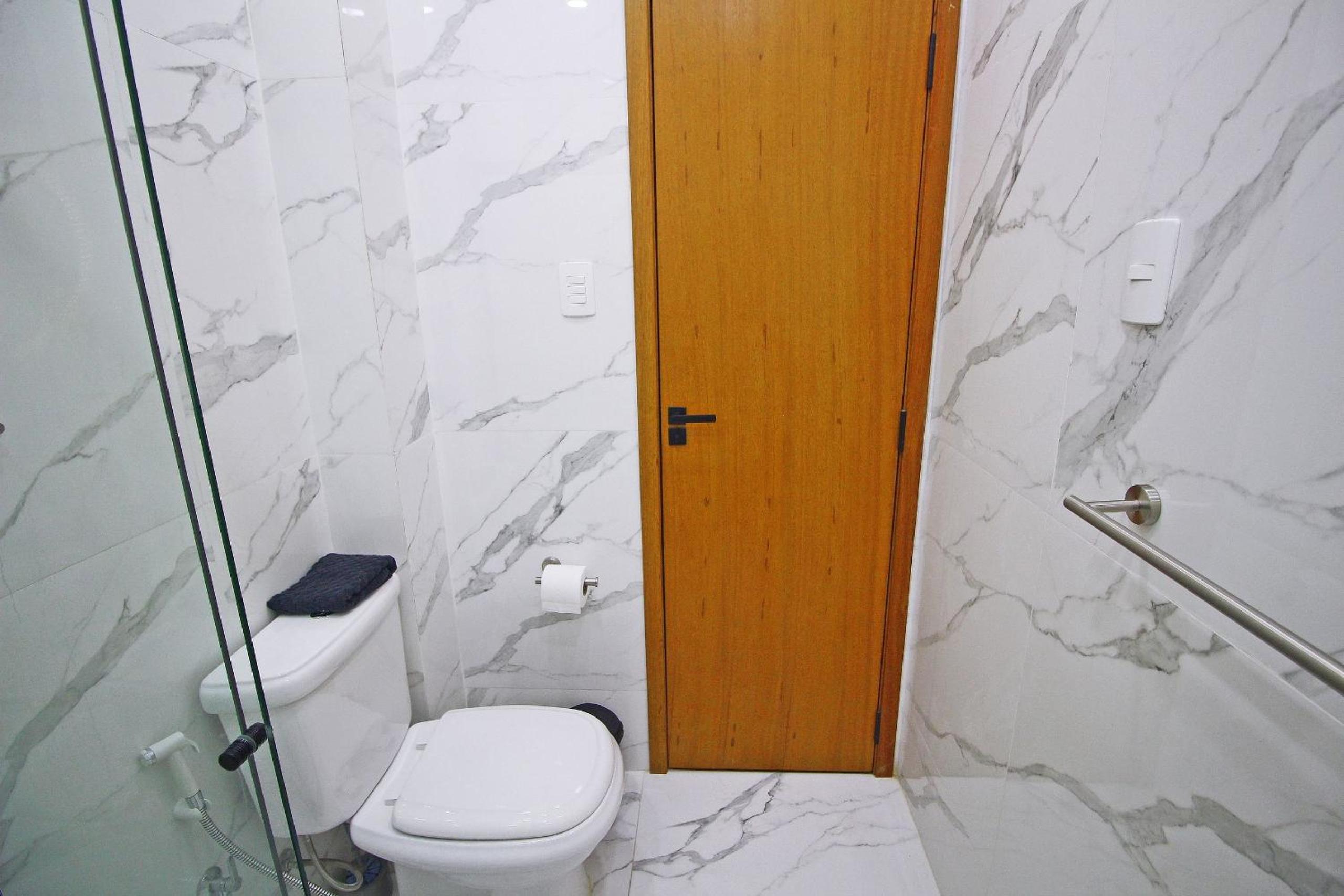 Renovated One-Bedroom Apartment in Copacabana