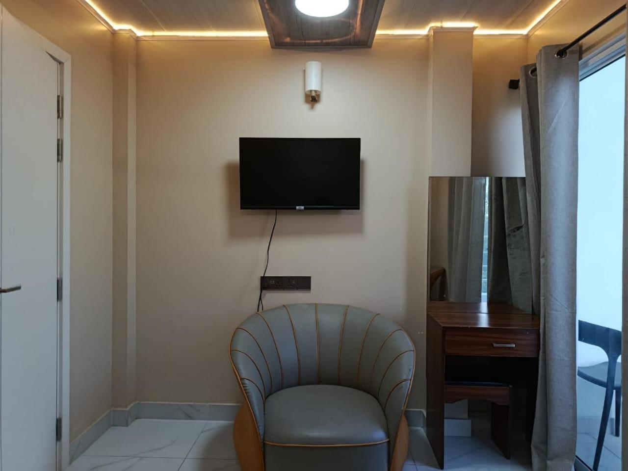 Portia Beach grand