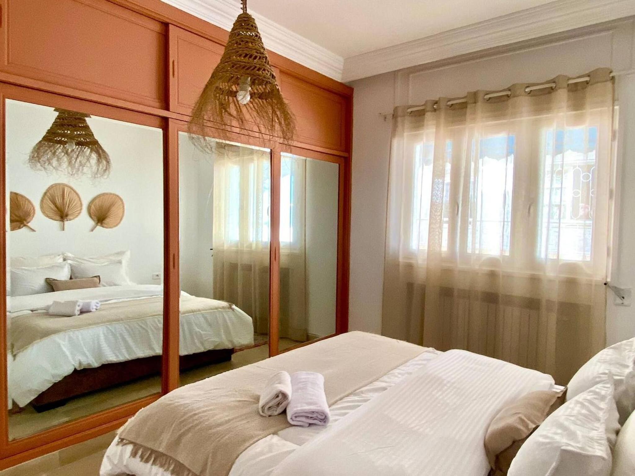 Charming Apartment with Panoramic Views in Historic Carthage