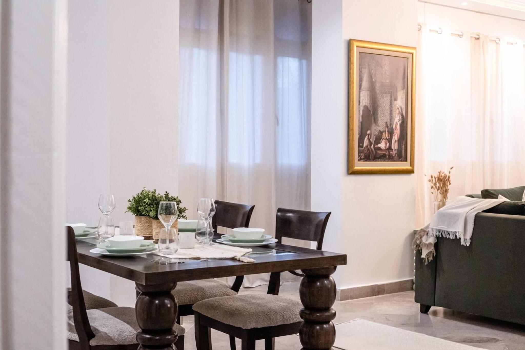 Charming Apartment with Panoramic Views in Historic Carthage
