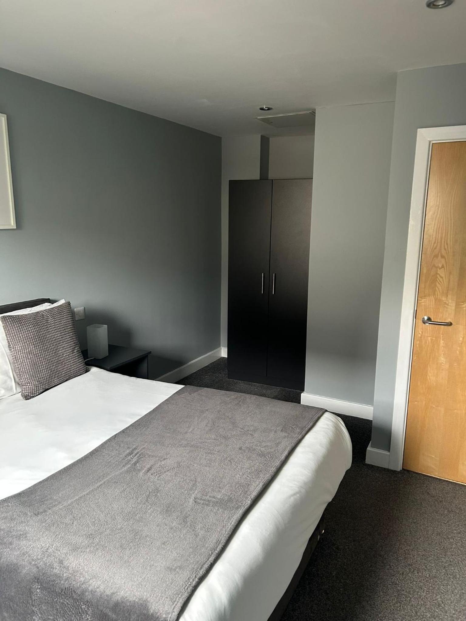 Central City Centre Quayside Apartments with Parking, Newcastle-Upon-Tyne