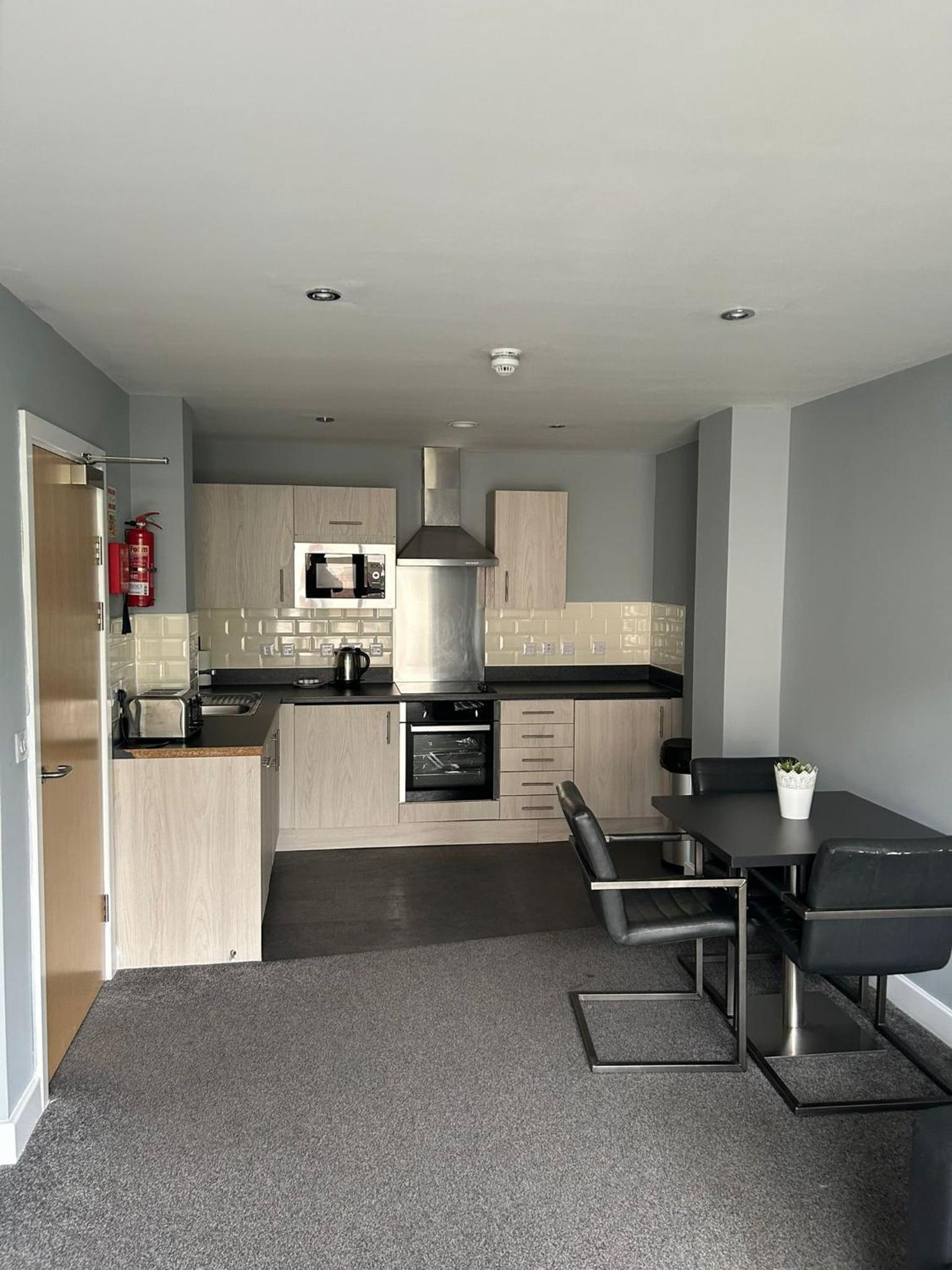 Central City Centre Quayside Apartments with Parking, Newcastle-Upon-Tyne